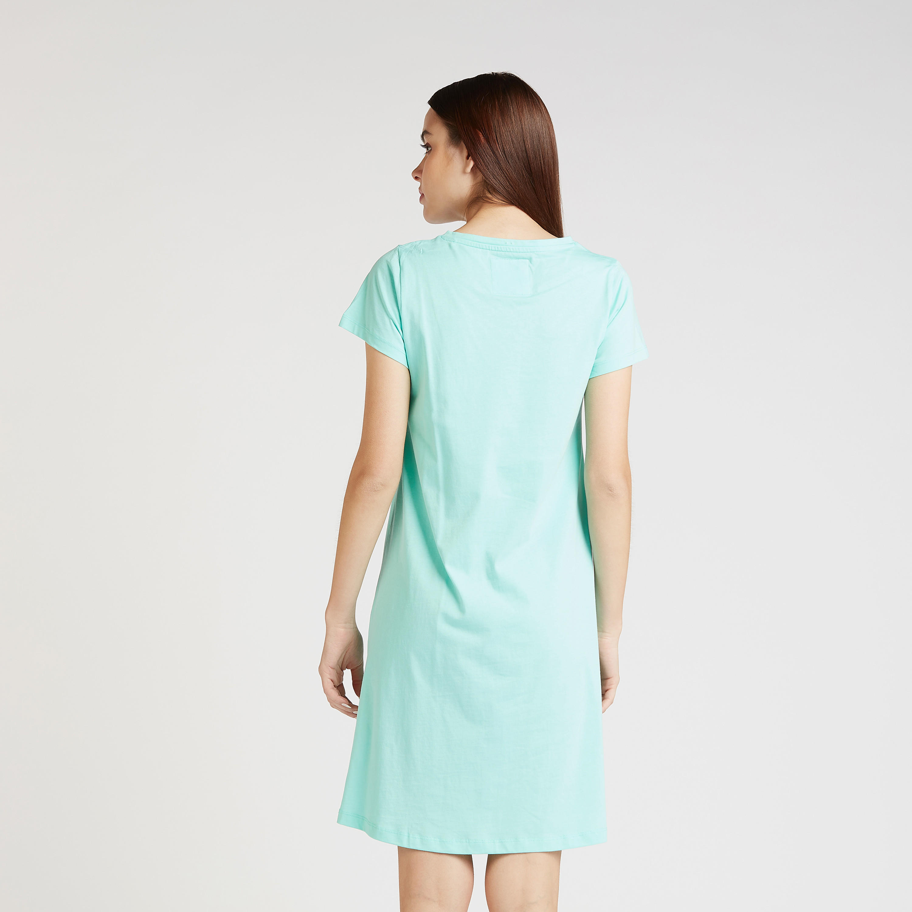 فستان نوم بياقة مستديرة وأكمام قصيرة وطبعات - طقم من قطعتين-women-clothing-nightwear-nighties-image-4