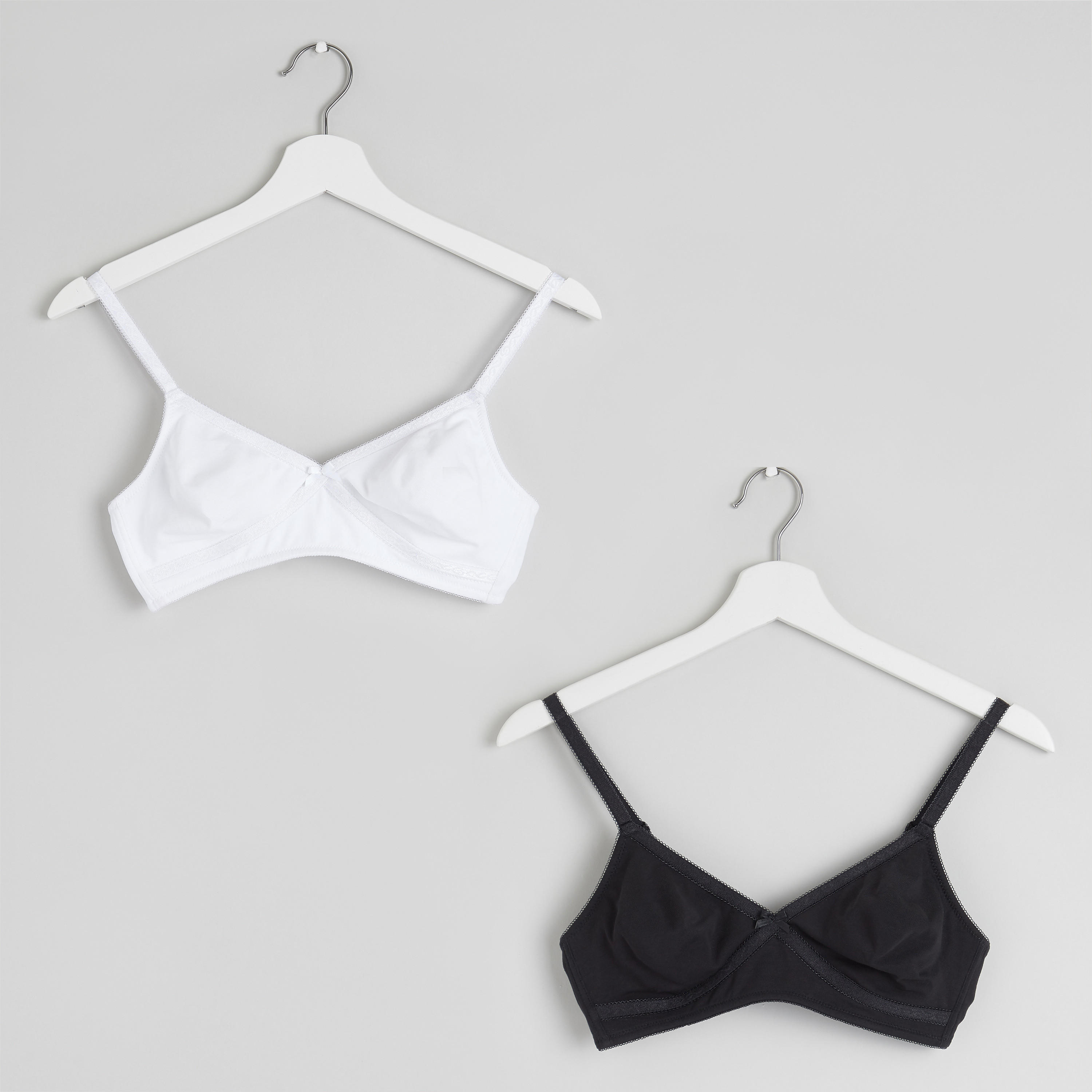 صدريّة أساسية متنوعة بمشبك إغلاق- طقم من قطعتين-women-clothing-lingerie-bras-image-6