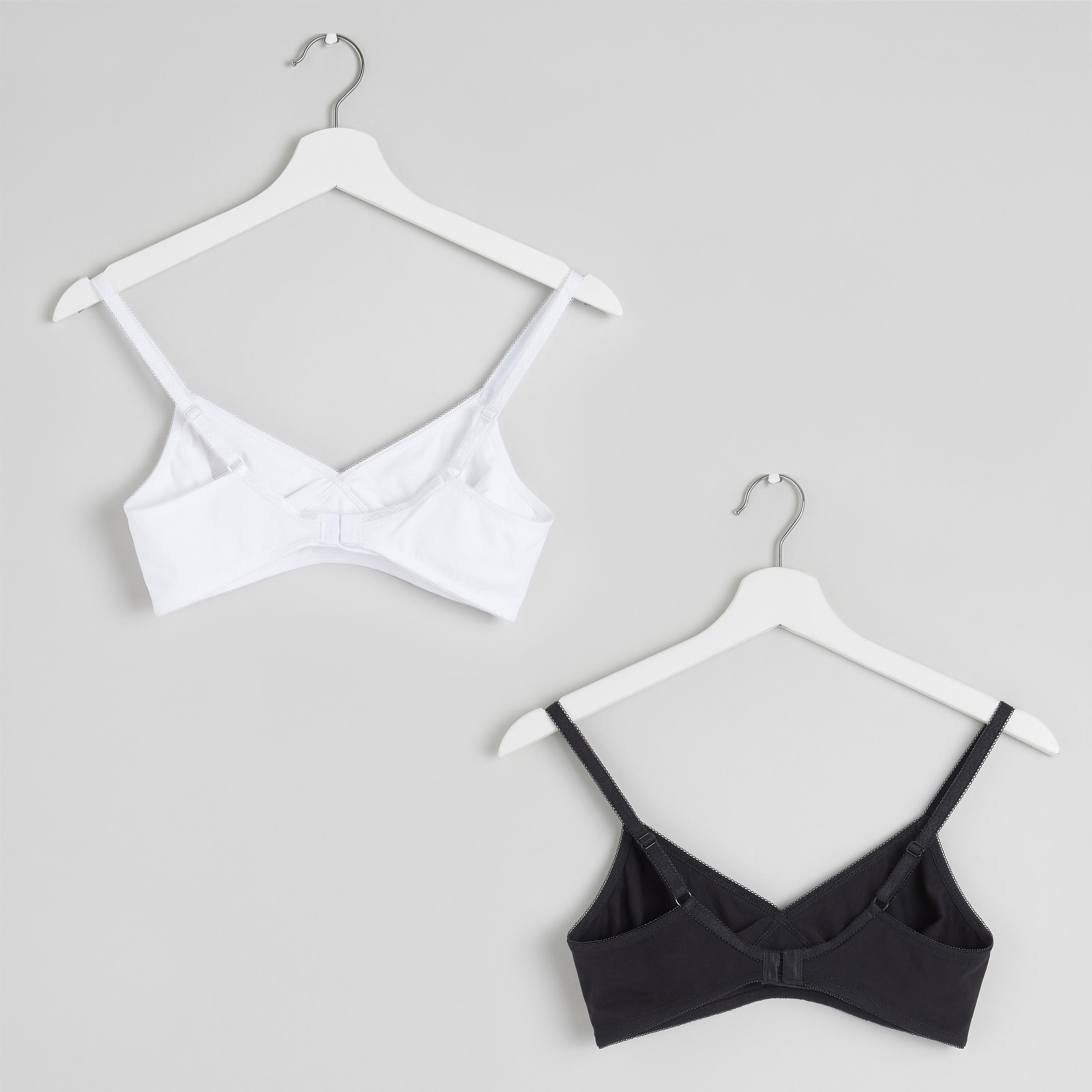 صدريّة أساسية متنوعة بمشبك إغلاق- طقم من قطعتين-women-clothing-lingerie-bras-image-5