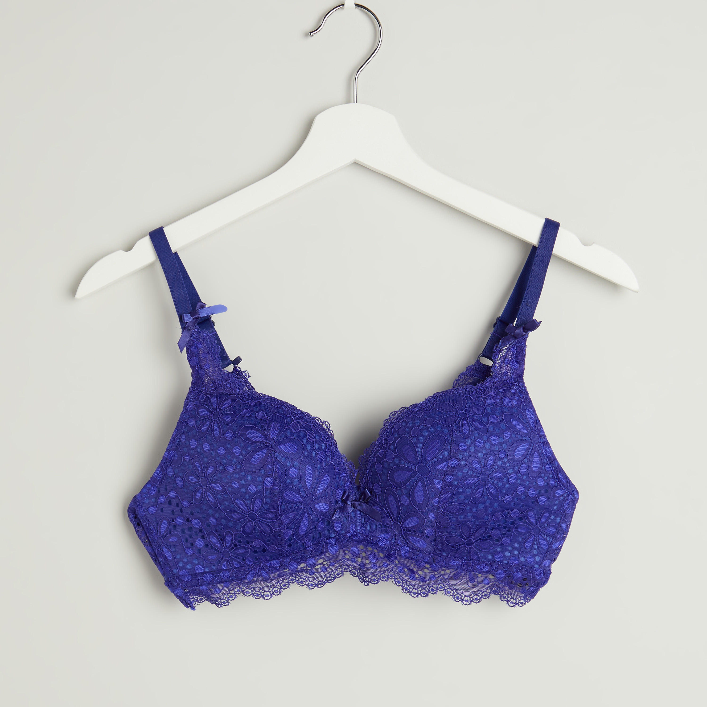 صدريّة بلانج مبطّنة بتقليمات دانتيل مع ملابس داخلية - طقم من قطعتين-women-clothing-lingerie-lingeriesets-image-2