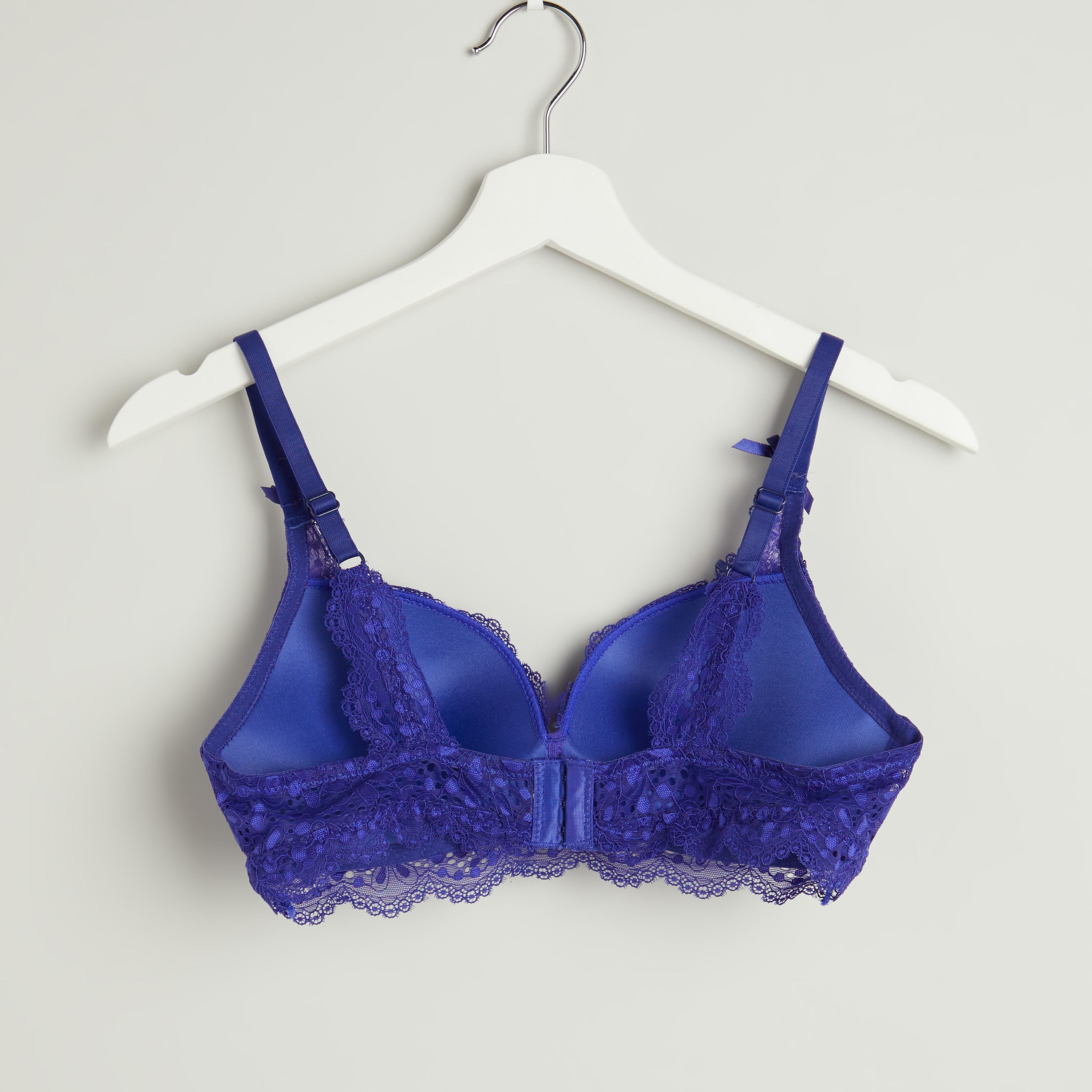 صدريّة بلانج مبطّنة بتقليمات دانتيل مع ملابس داخلية - طقم من قطعتين-women-clothing-lingerie-lingeriesets-image-3