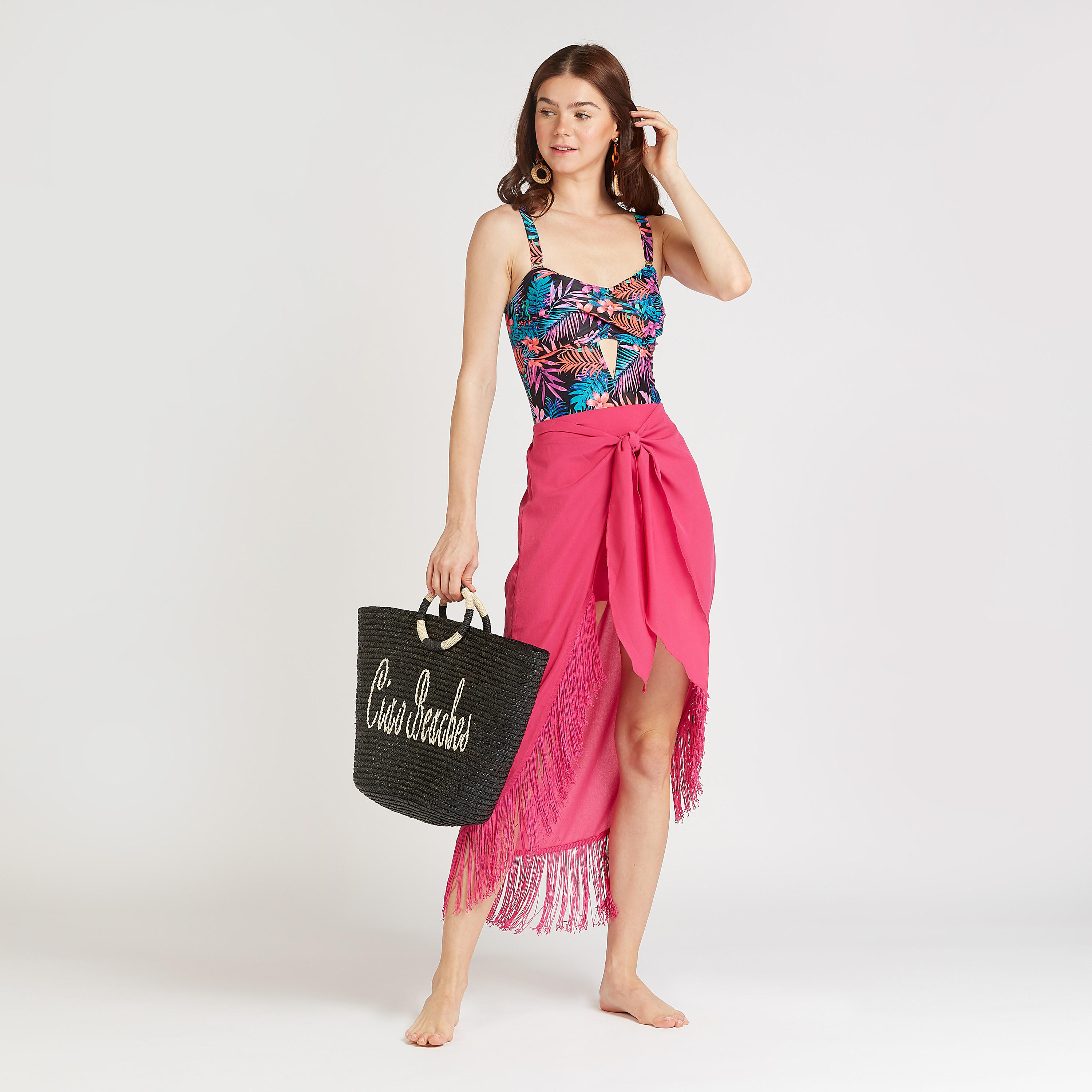 ملابس سباحة بحملات رفيعة وطبعات أوراق إستوائية-women-clothing-swimandbeach-swimsuits-image-2