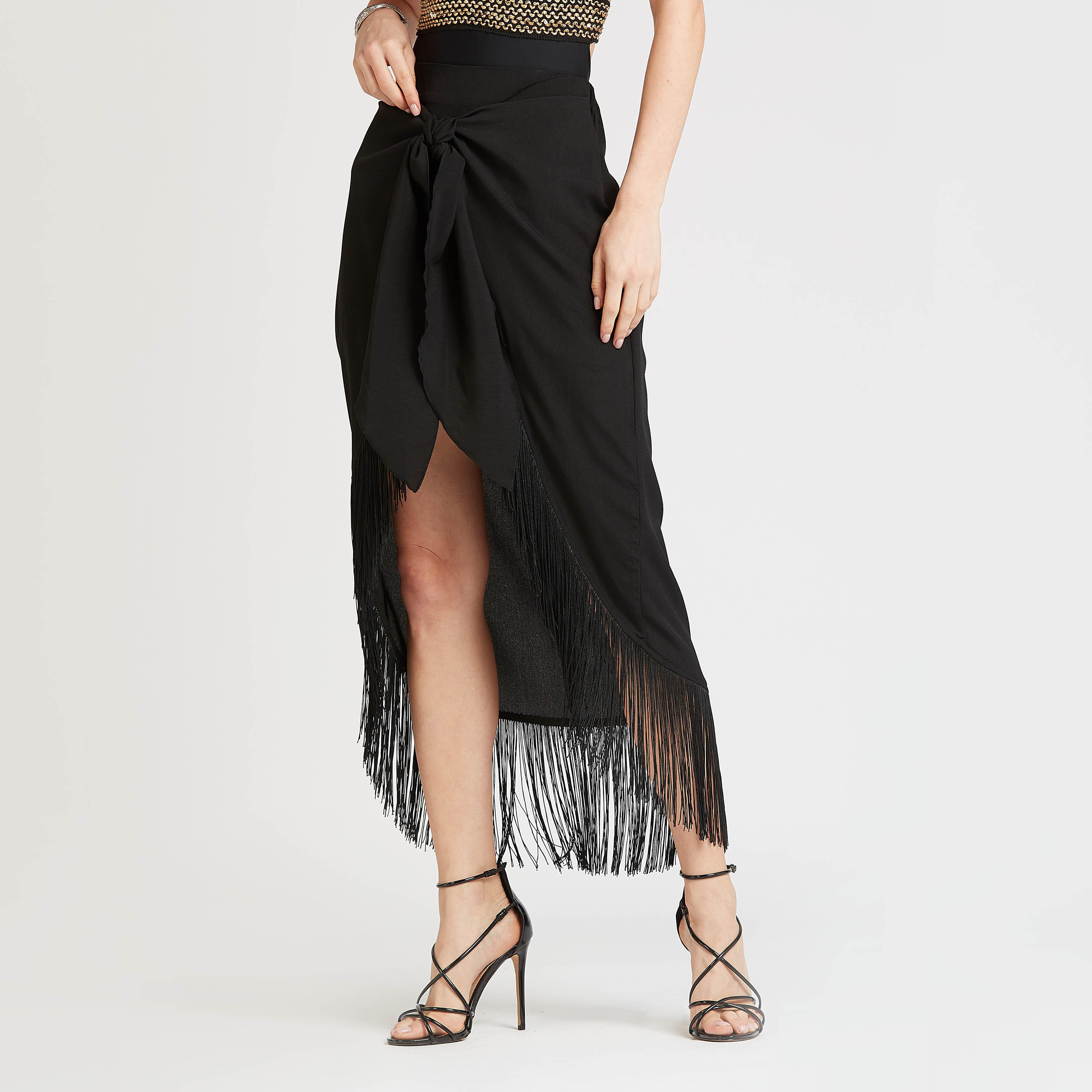 تنورة سادة ملفوفة بأربطة و شراشيب-women-clothing-swimandbeach-beachwear-image-1