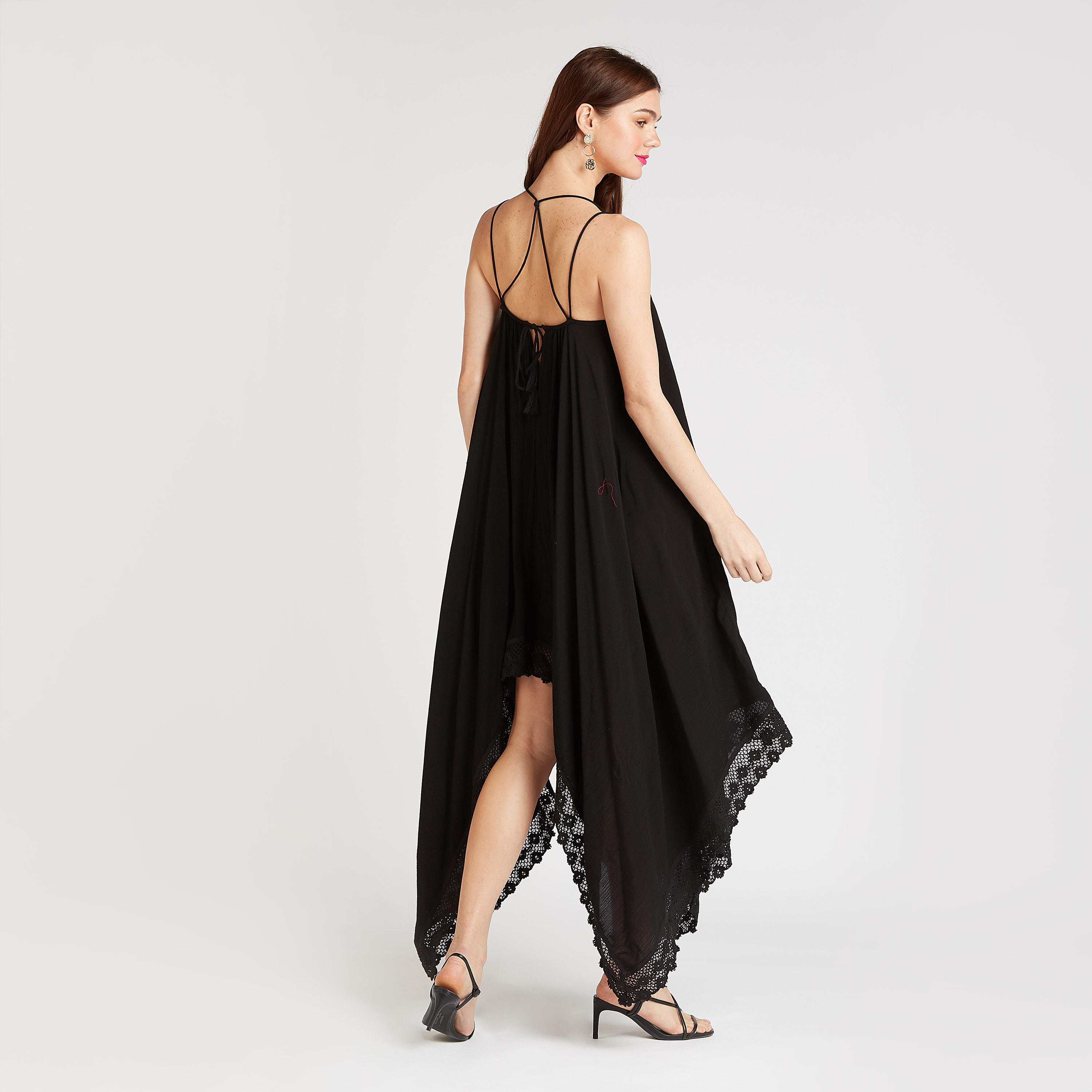 فستان قصير دون أكمام بتفاصيل دانتيل وأطراف غير مستوية-women-clothing-swimandbeach-beachwear-image-4