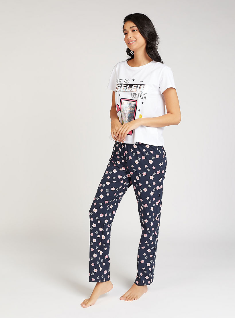 طقم ملابس نوم 3 قطع بطبعات-women-clothing-nightwear-pyjamas-longsets-image-5