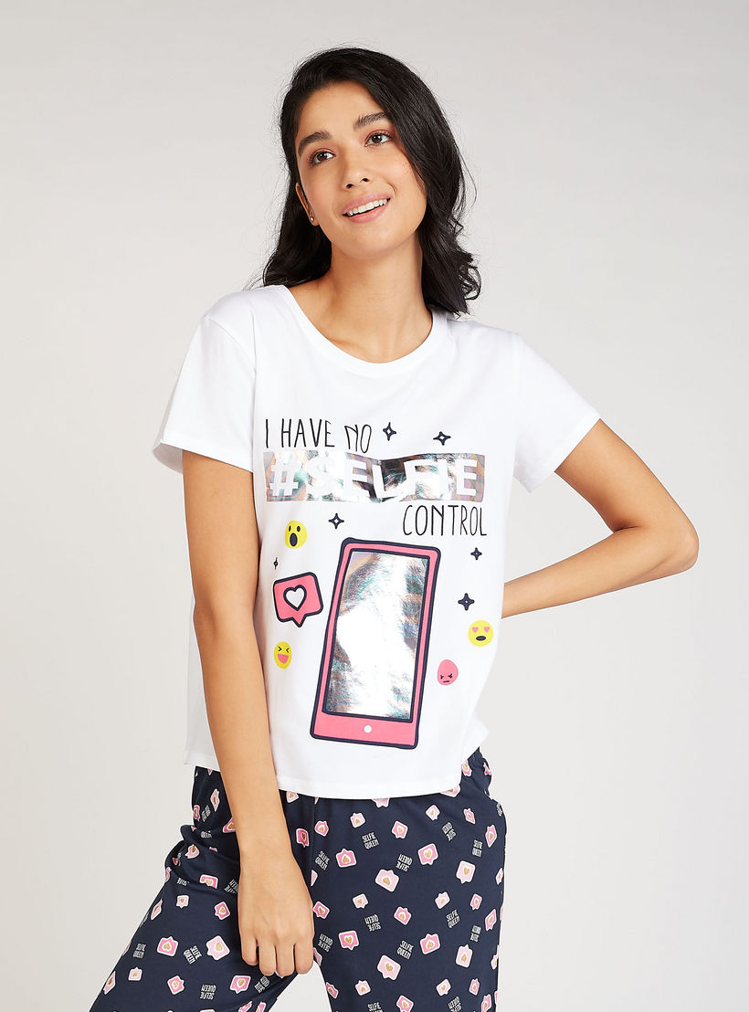 طقم ملابس نوم 3 قطع بطبعات-women-clothing-nightwear-pyjamas-longsets-image-2