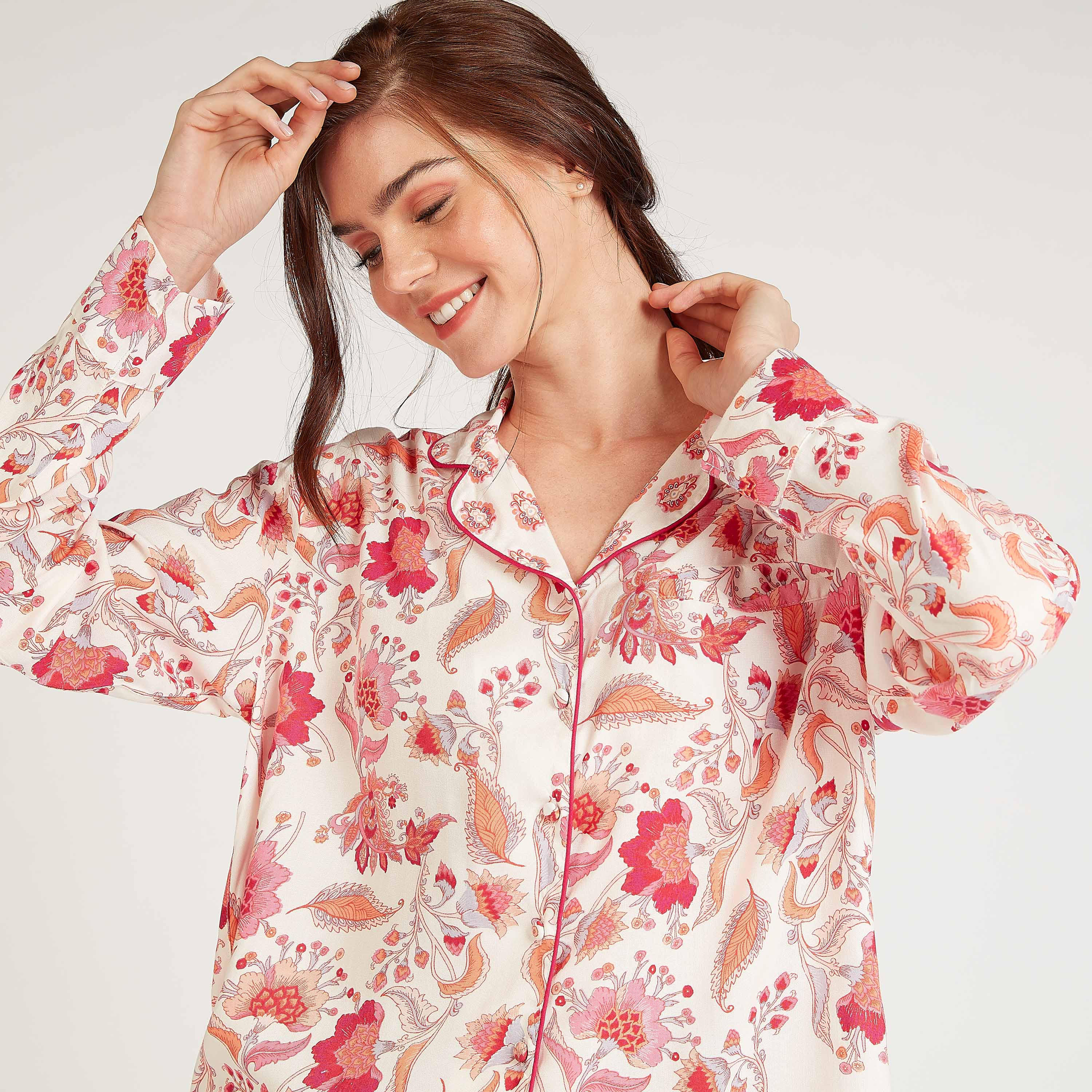 Printed Long Sleeves Sleepshirt with Full Length Pyjama Set-women-clothing-nightwear-pyjamas-longsets-image-3