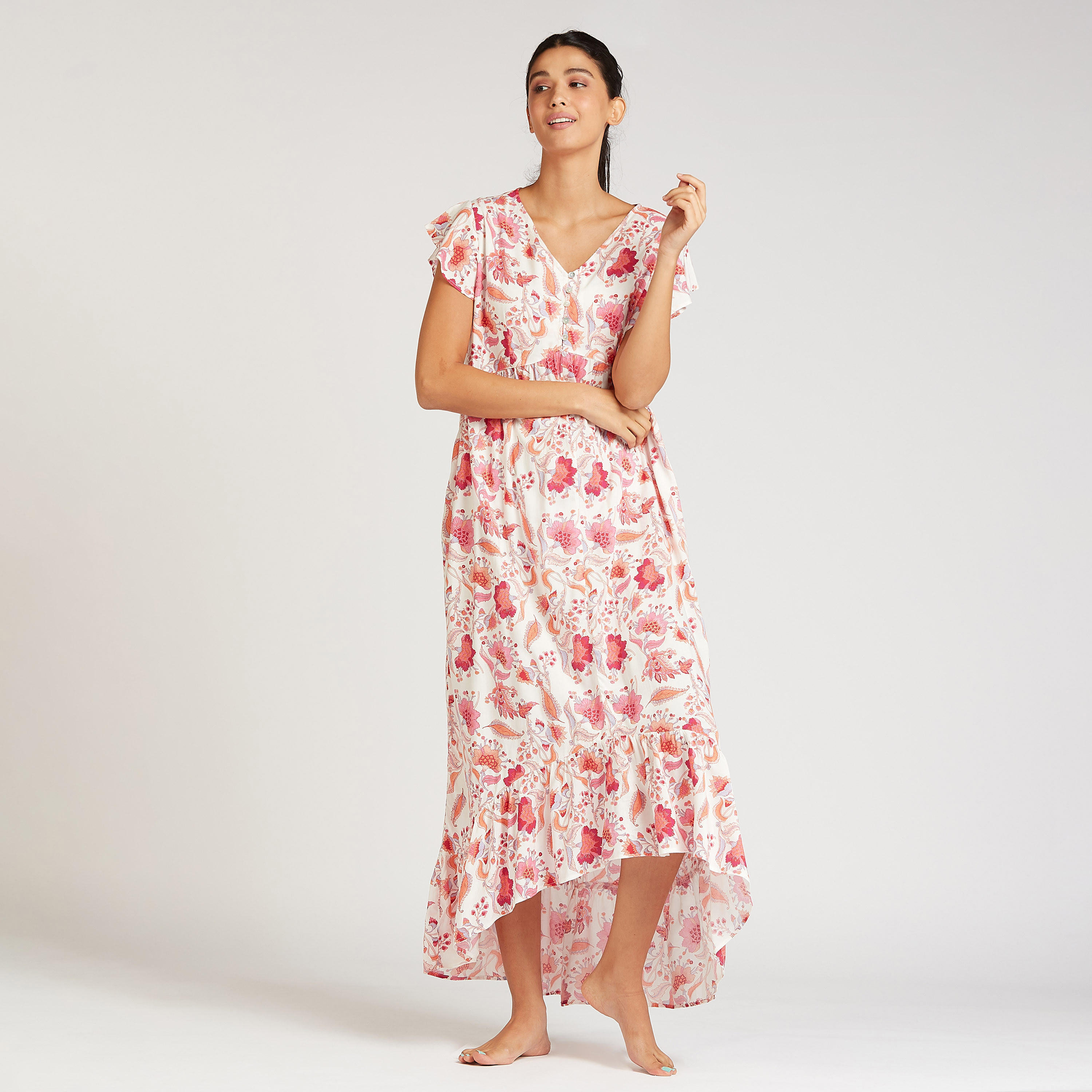 فستان نوم مستدام بطبعات وياقة V وأكمام كاب-women-clothing-nightwear-nighties-image-1