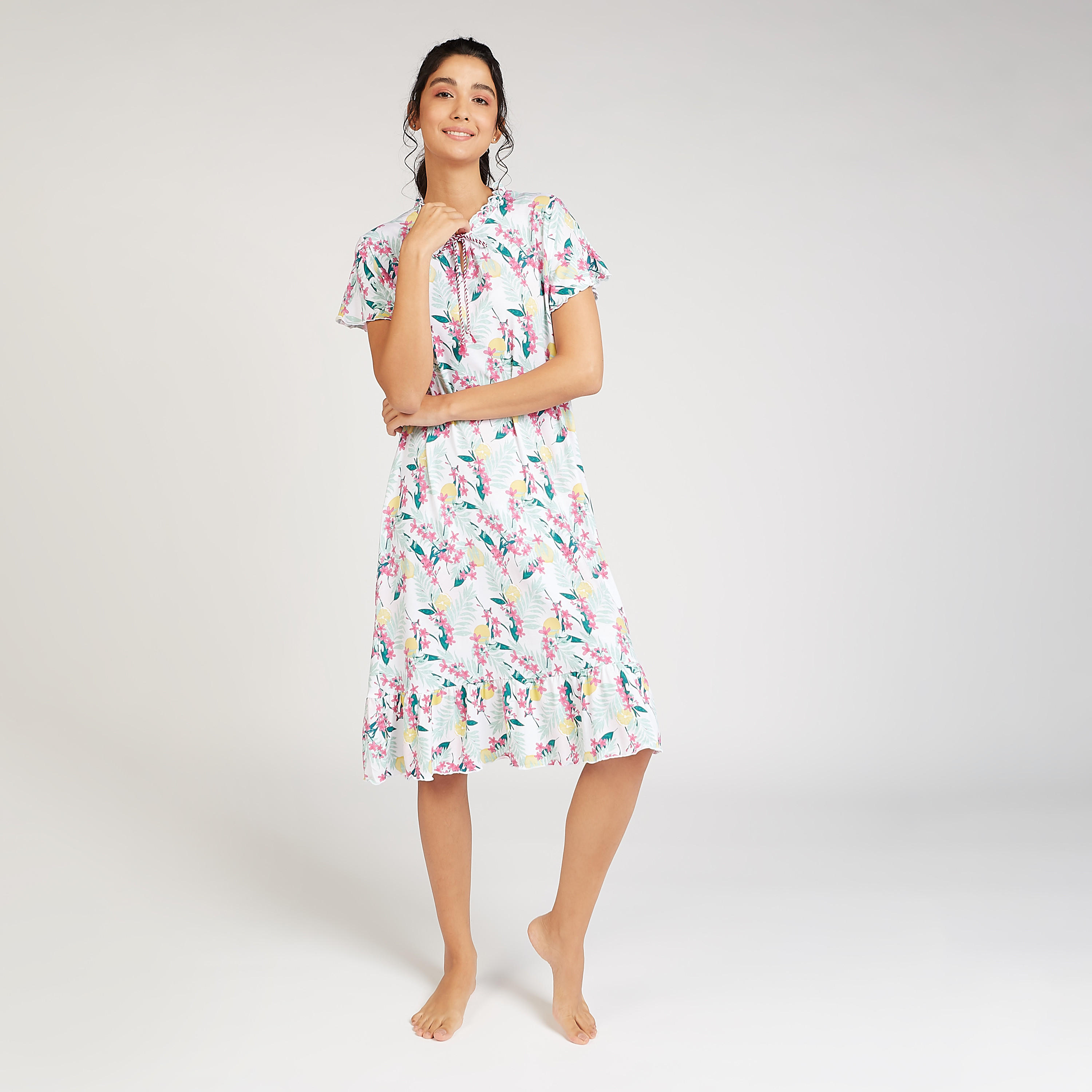 فستان نوم مستدام بأكمام كاب وأربطة وطبعات-women-clothing-nightwear-nighties-image-3