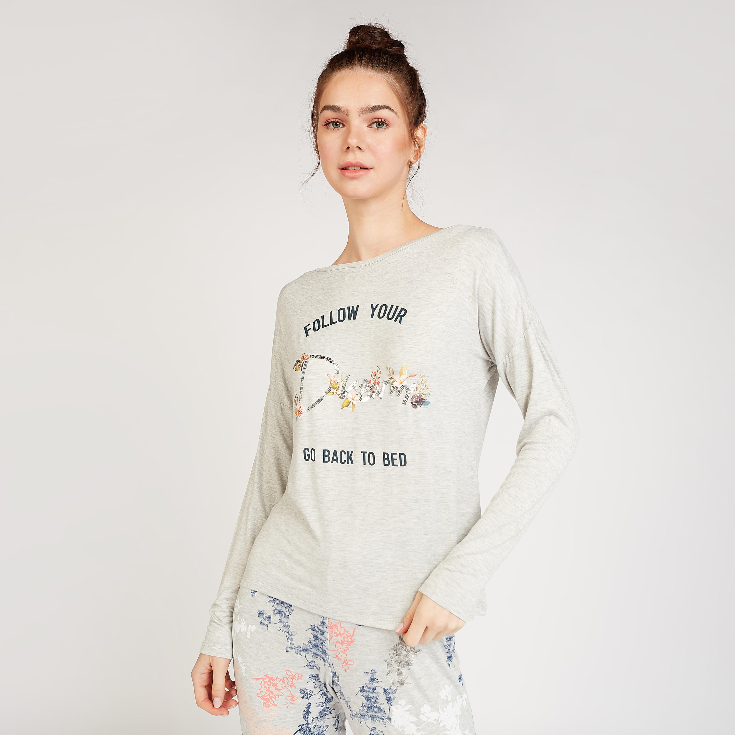 Printed Long Sleeves T-shirt and Pyjama Set-women-clothing-nightwear-pyjamas-longsets-image-5