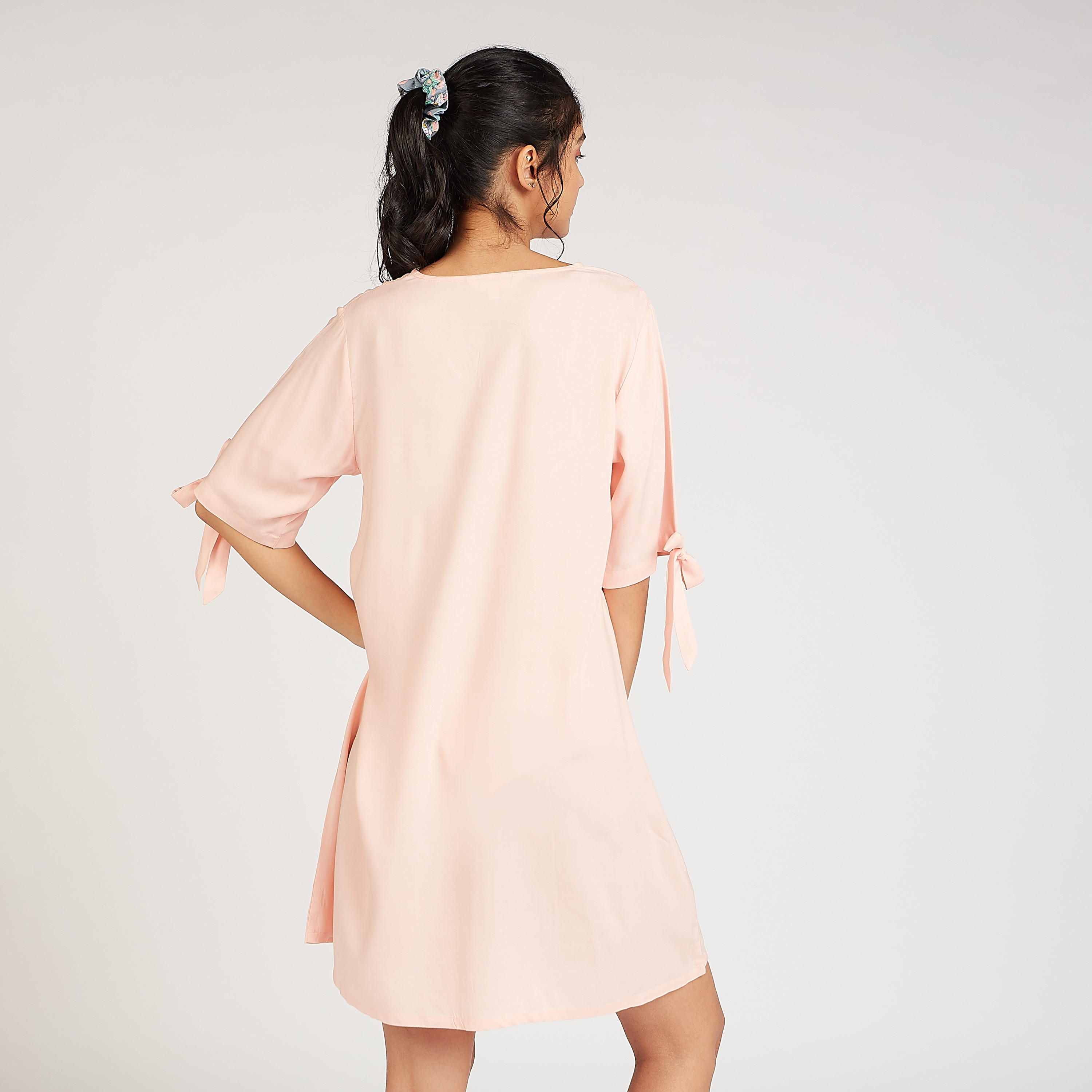 طقم مستدام فساتين نوم بطبعات وأكمام قصيرة - قطعتين-women-clothing-nightwear-nighties-image-4