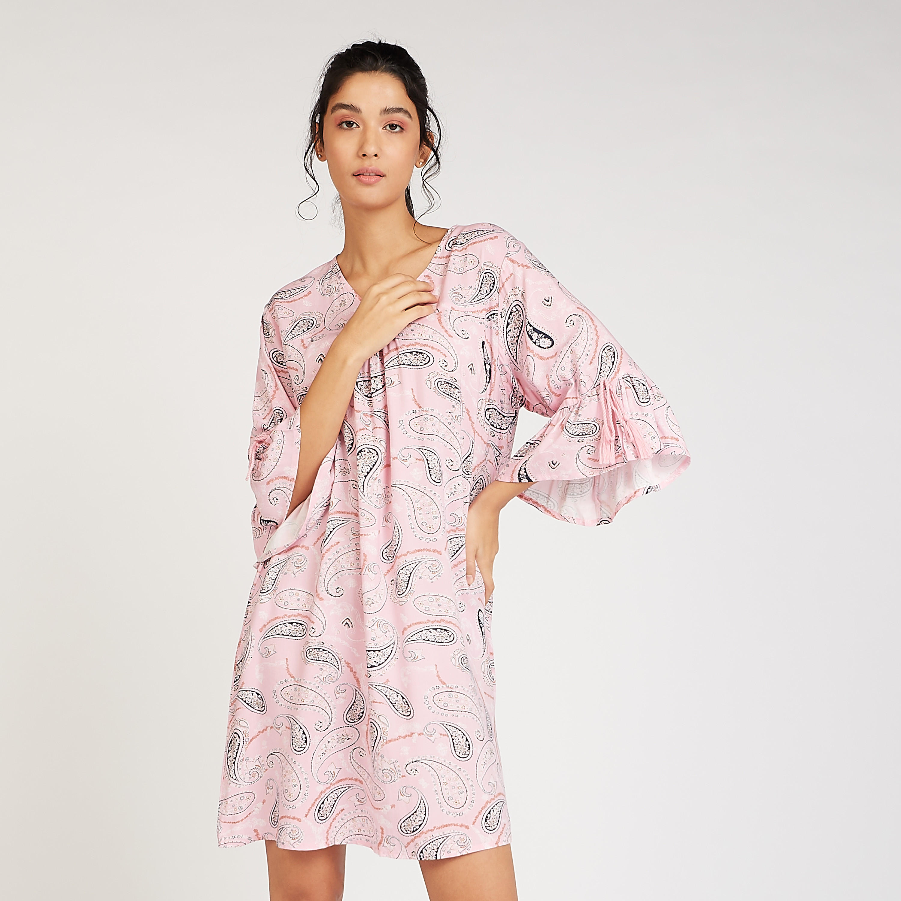 طقم فساتين نوم مستدامة متنوّعة بأكمام واسعة - قطعتين-women-clothing-nightwear-nighties-image-2