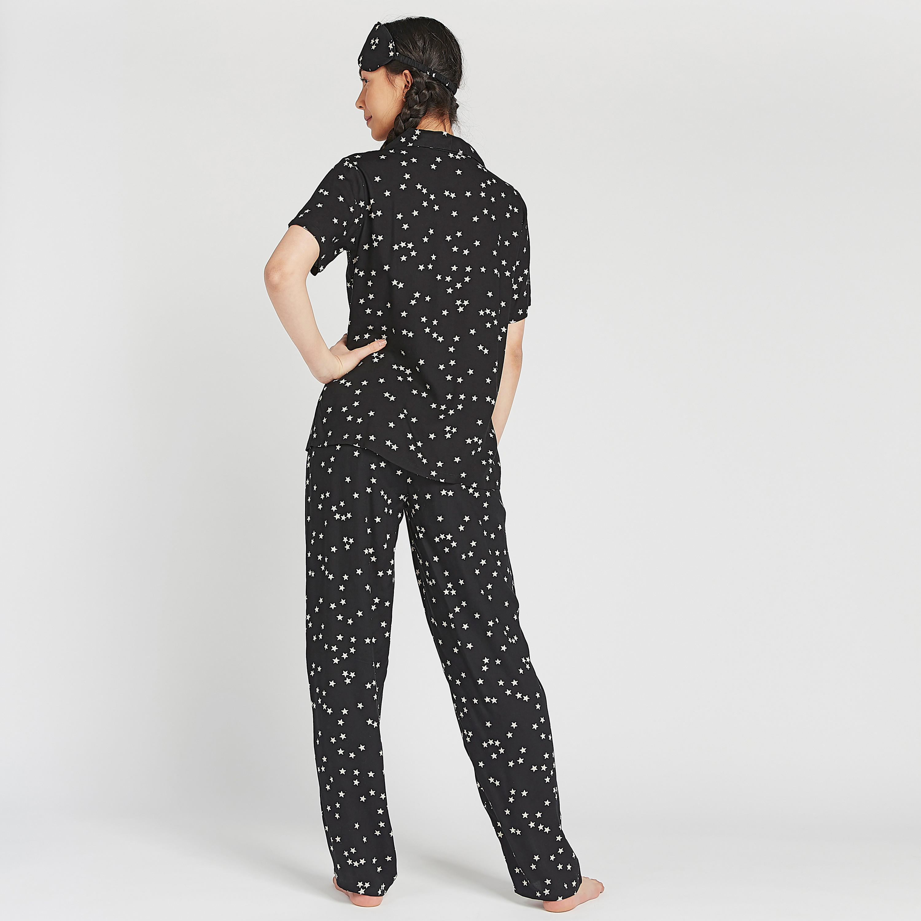 طقم ملابس نوم 3 قطع بطبعات-women-clothing-nightwear-pyjamas-longsets-image-3