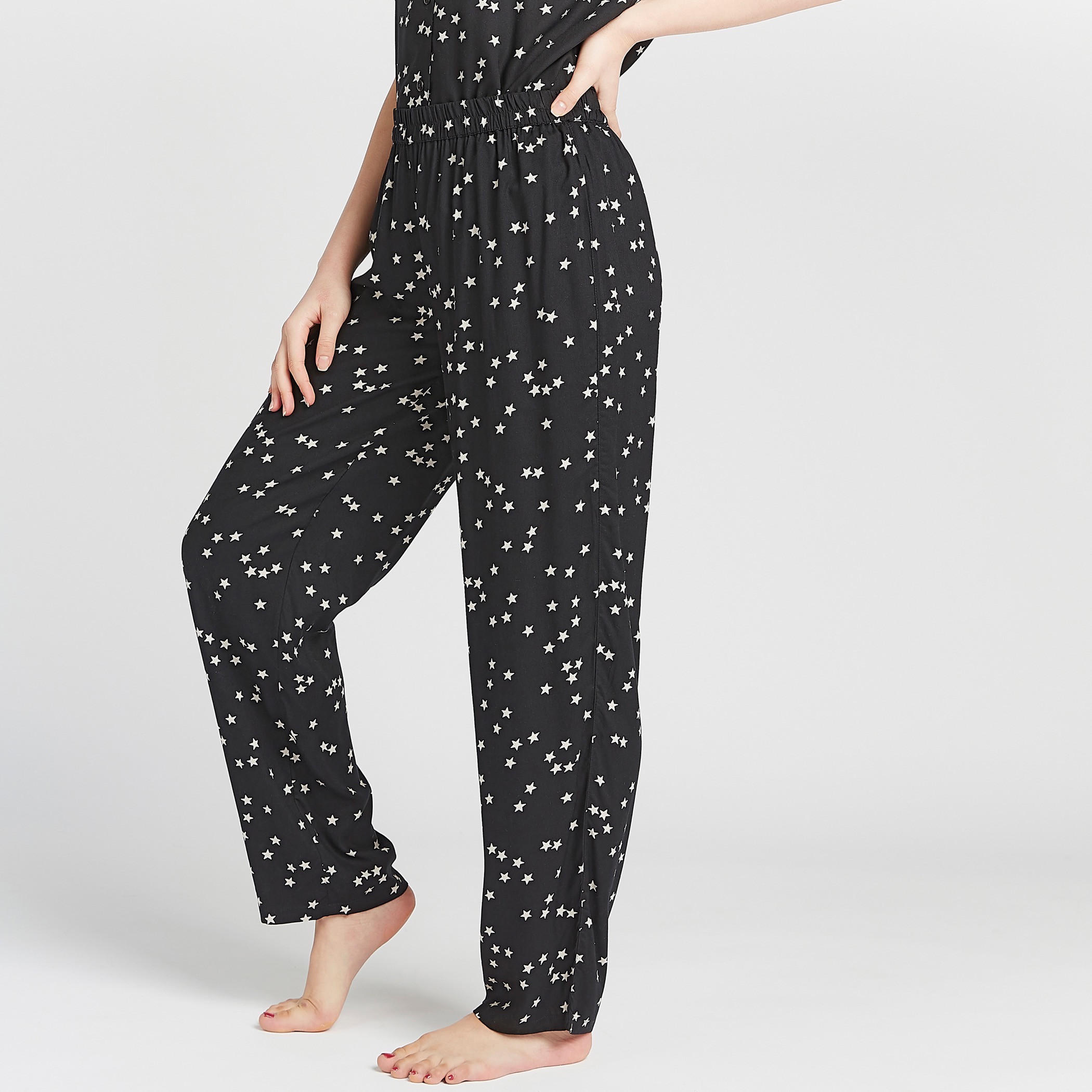 طقم ملابس نوم 3 قطع بطبعات-women-clothing-nightwear-pyjamas-longsets-image-5