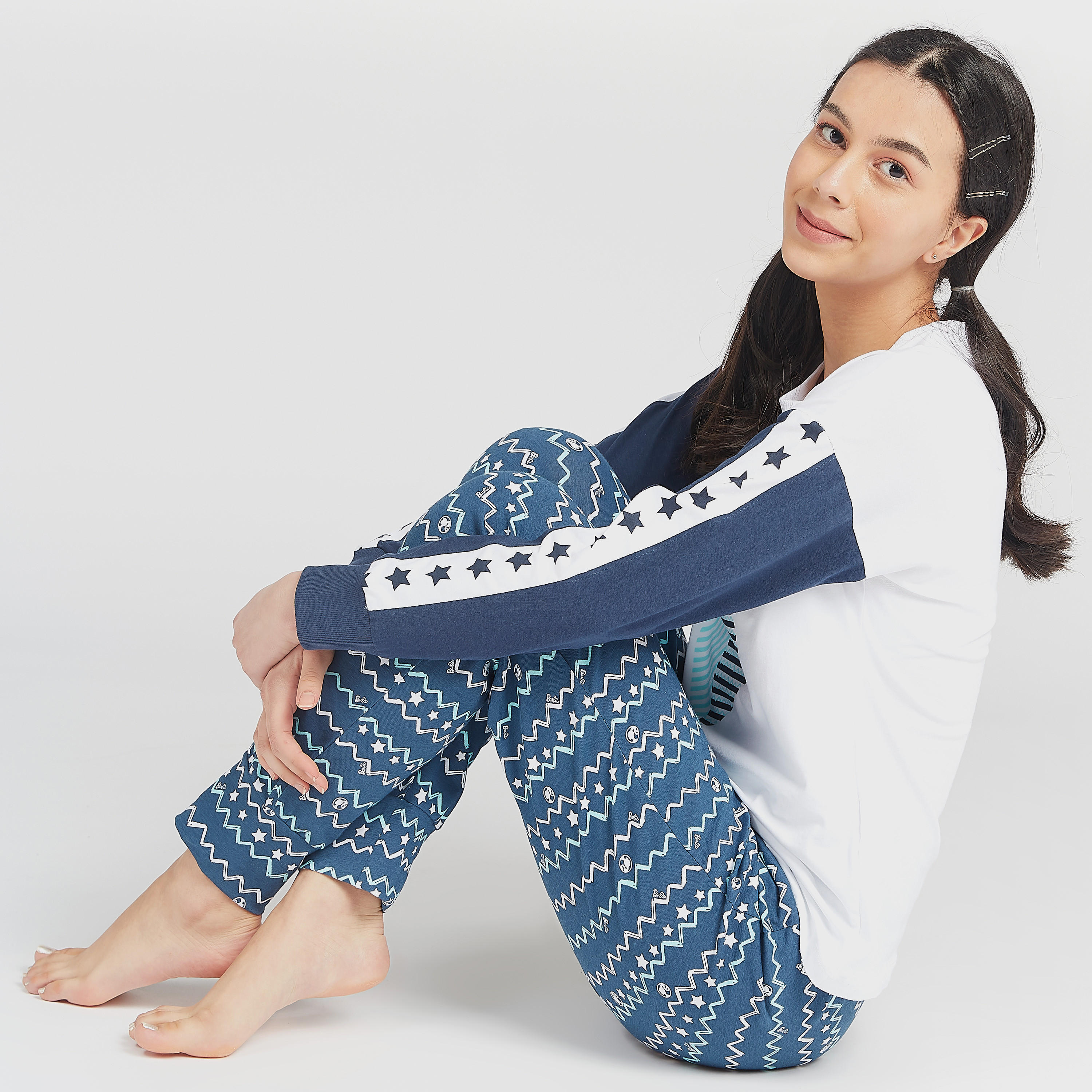 Sustainable Printed Long Sleeves T-shirt and Full Length Pyjama Set-women-clothing-nightwear-pyjamas-longsets-image-2