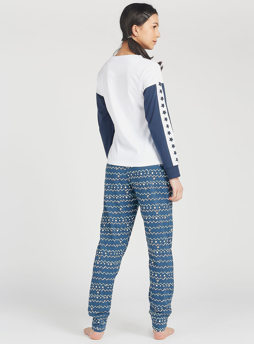 Sustainable Printed Long Sleeves T-shirt and Full Length Pyjama Set-women-clothing-nightwear-pyjamas-longsets-image-4