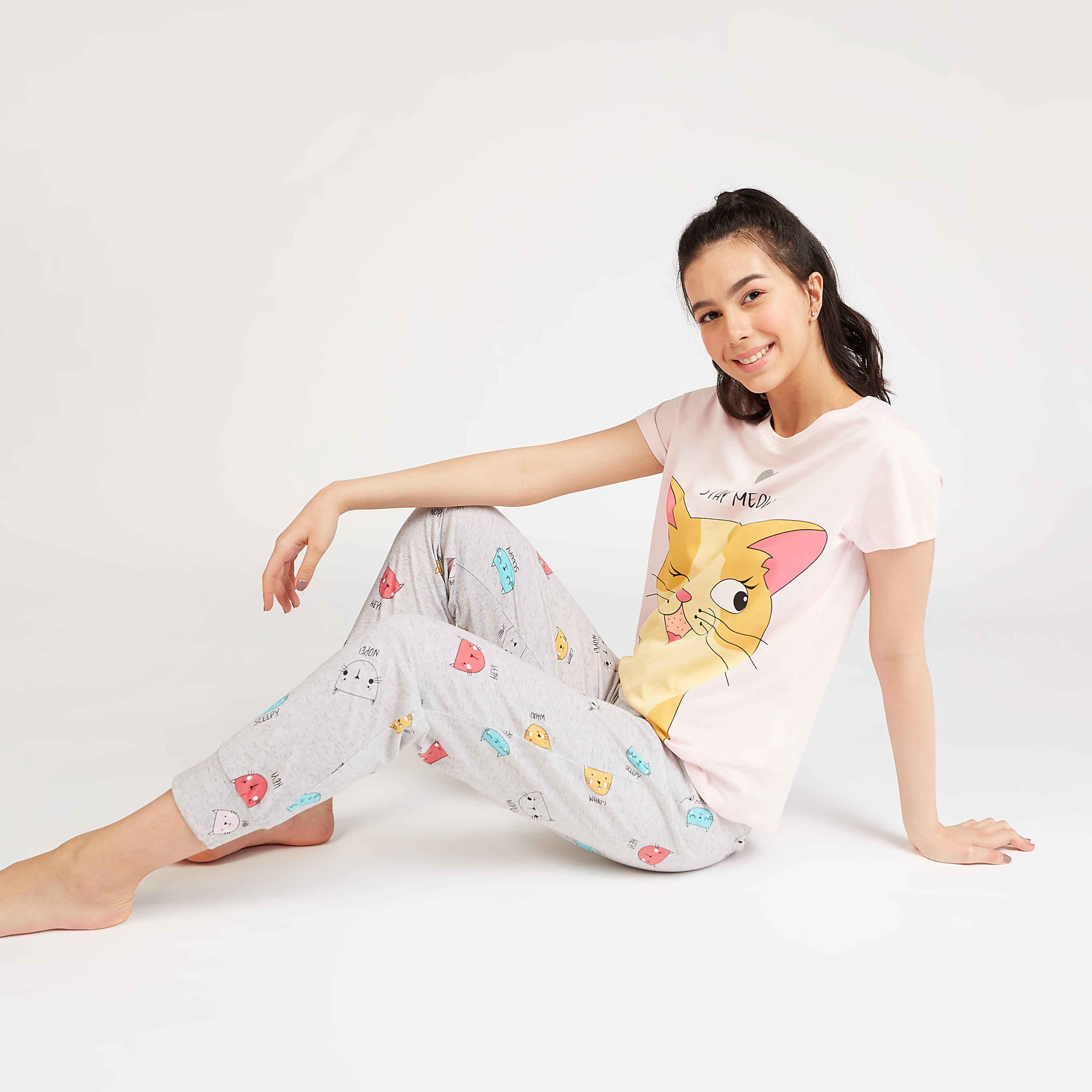 Printed 3-Piece Pyjama Set-women-clothing-nightwear-pyjamas-longsets-image-2