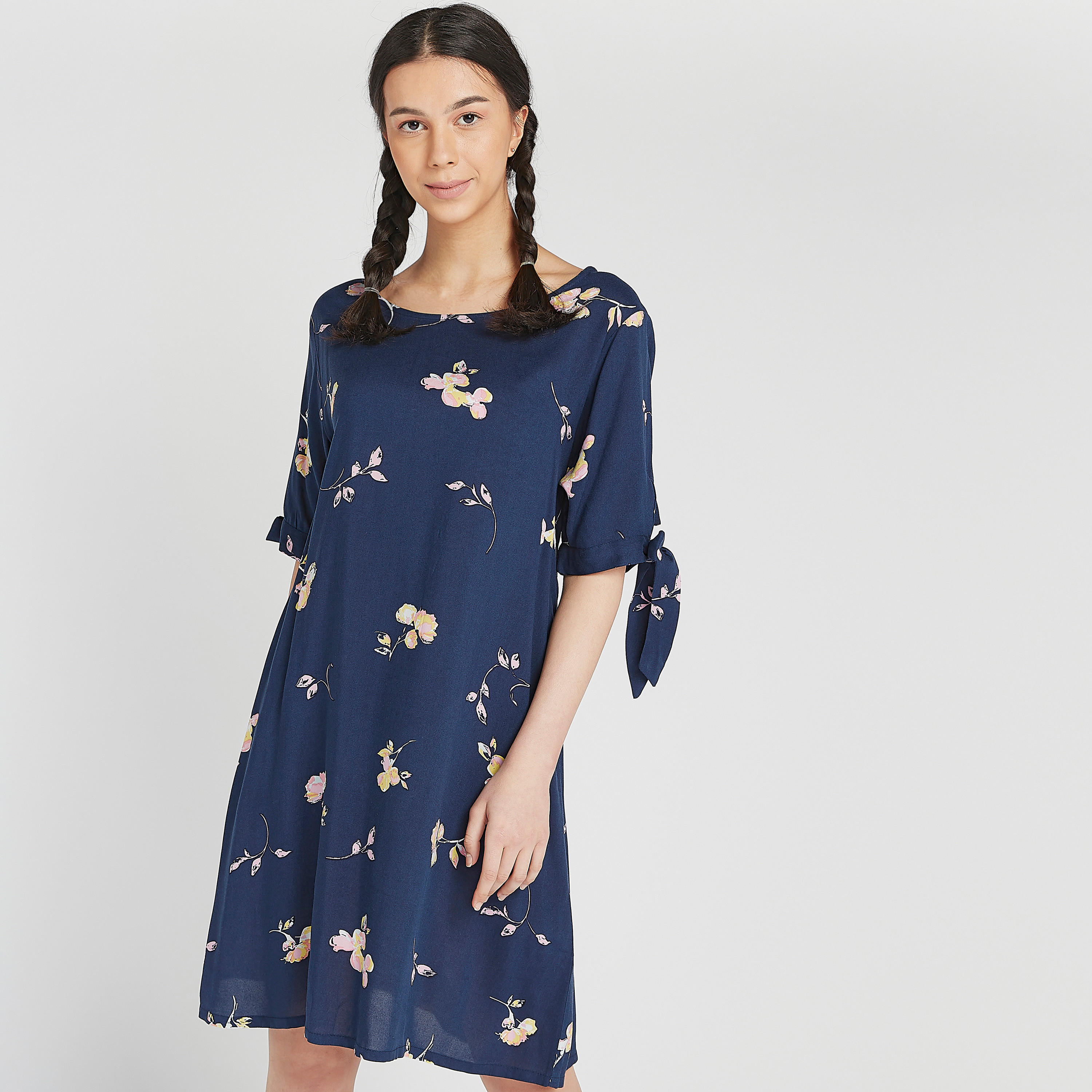 طقم فساتين نوم متنوّعة بياقة مستديرة وأكمام بتفاصيل عقدة - قطعتين-women-clothing-nightwear-nighties-image-2