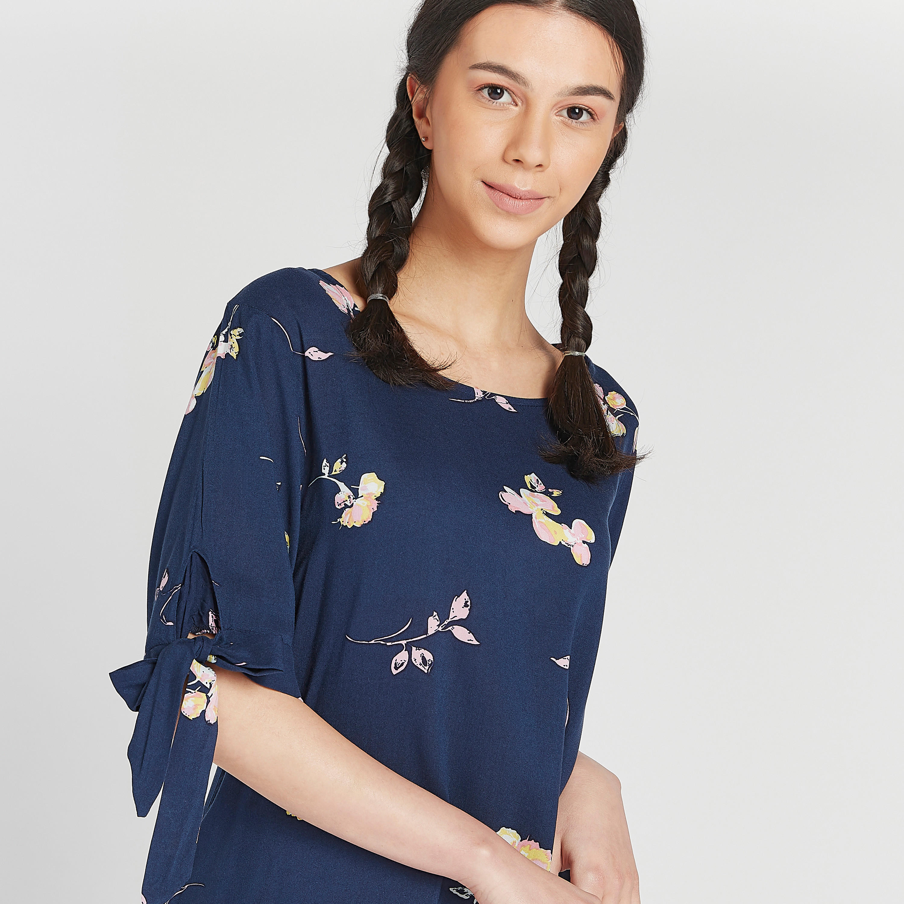 طقم فساتين نوم متنوّعة بياقة مستديرة وأكمام بتفاصيل عقدة - قطعتين-women-clothing-nightwear-nighties-image-6