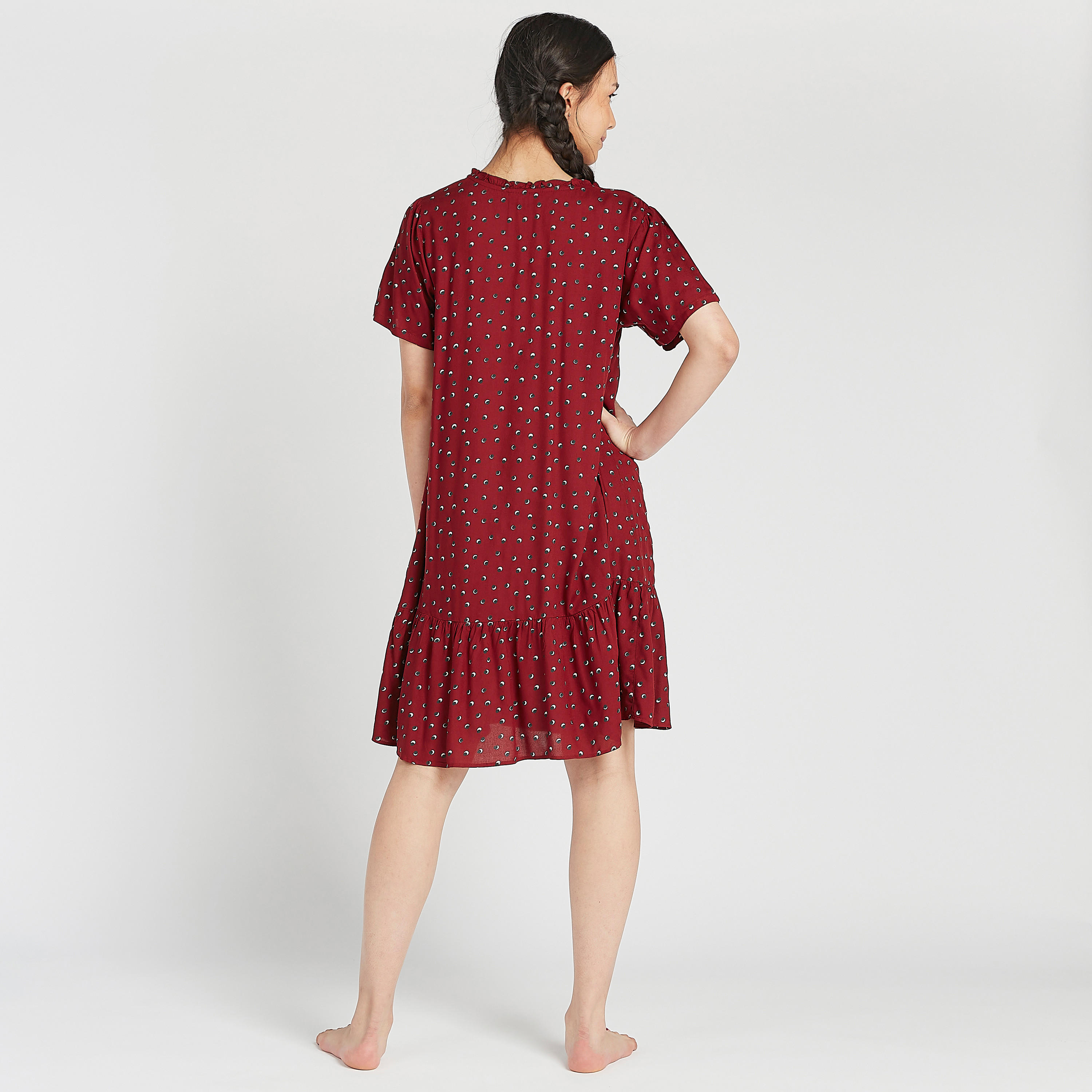 طقم فساتين نوم متنوّعة بياقة بكسرات وأكمام قصيرة - قطعتين-women-clothing-nightwear-nighties-image-3