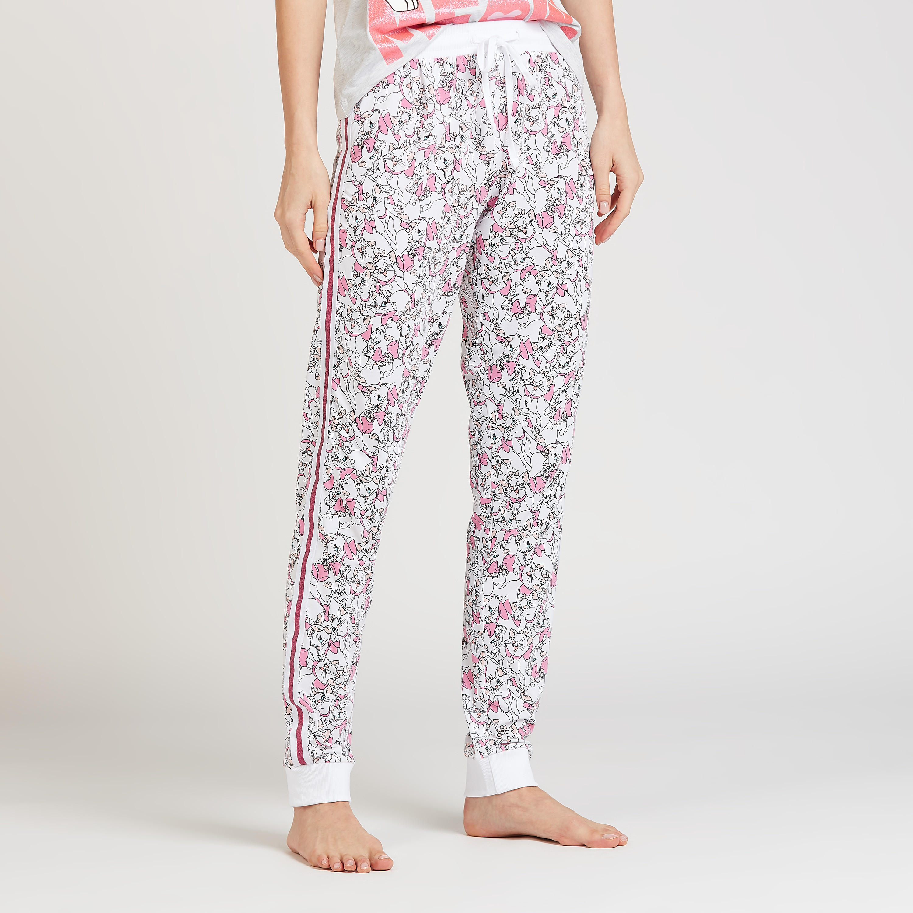 طقم مستدام من بنطلون بيجاما وتيشيرت بياقة مستديرة وطبعات ماري-women-clothing-nightwear-pyjamas-longsets-image-5