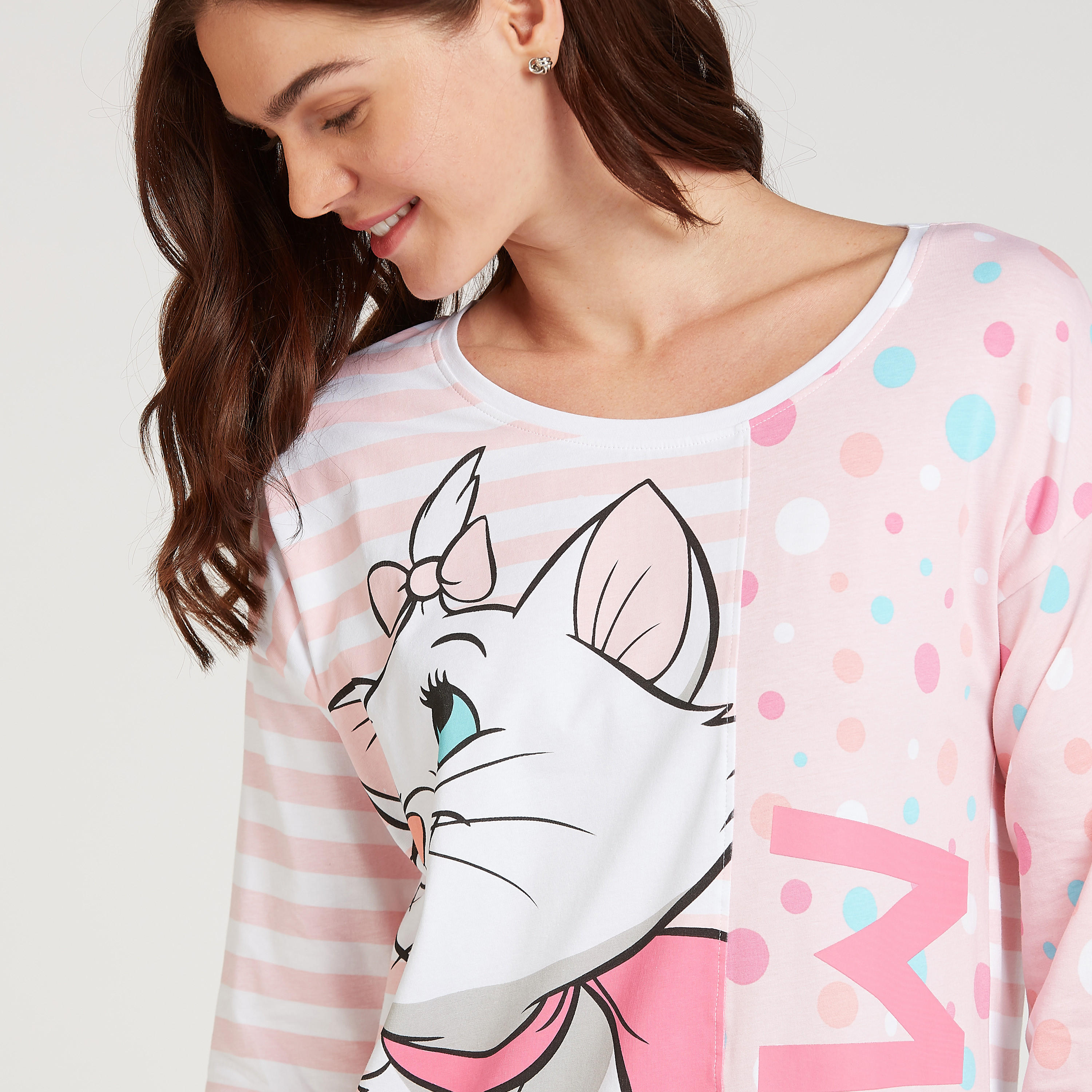 فستان نوم مستدام بياقة مستديرة وأكمام طويلة وطبعات ماري-women-clothing-nightwear-nighties-image-3