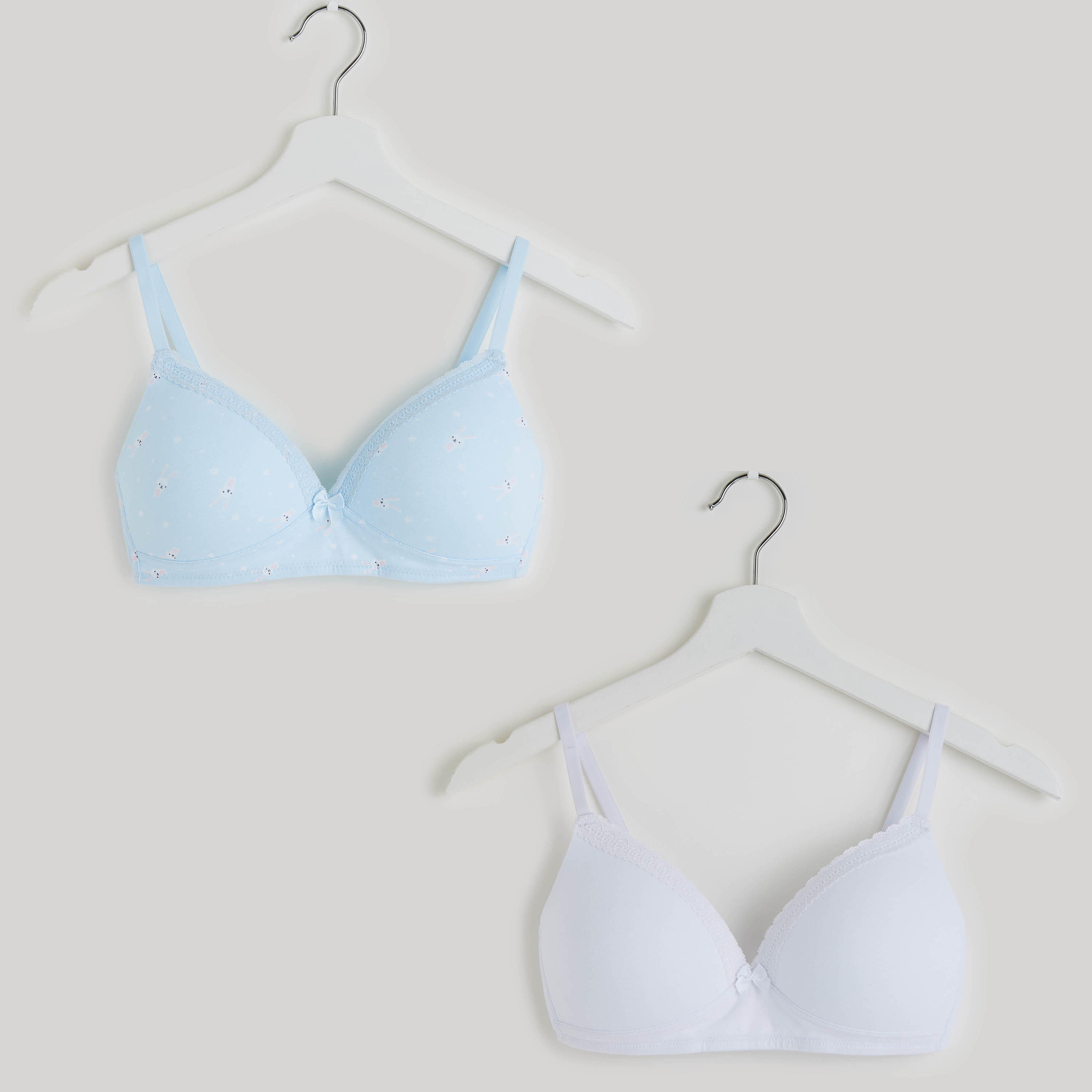 صدريّة تيشيرت مبطّنة متنوّعة بتفاصيل فيونكة - طقم من قطعتين-women-clothing-lingerie-bras-image-1