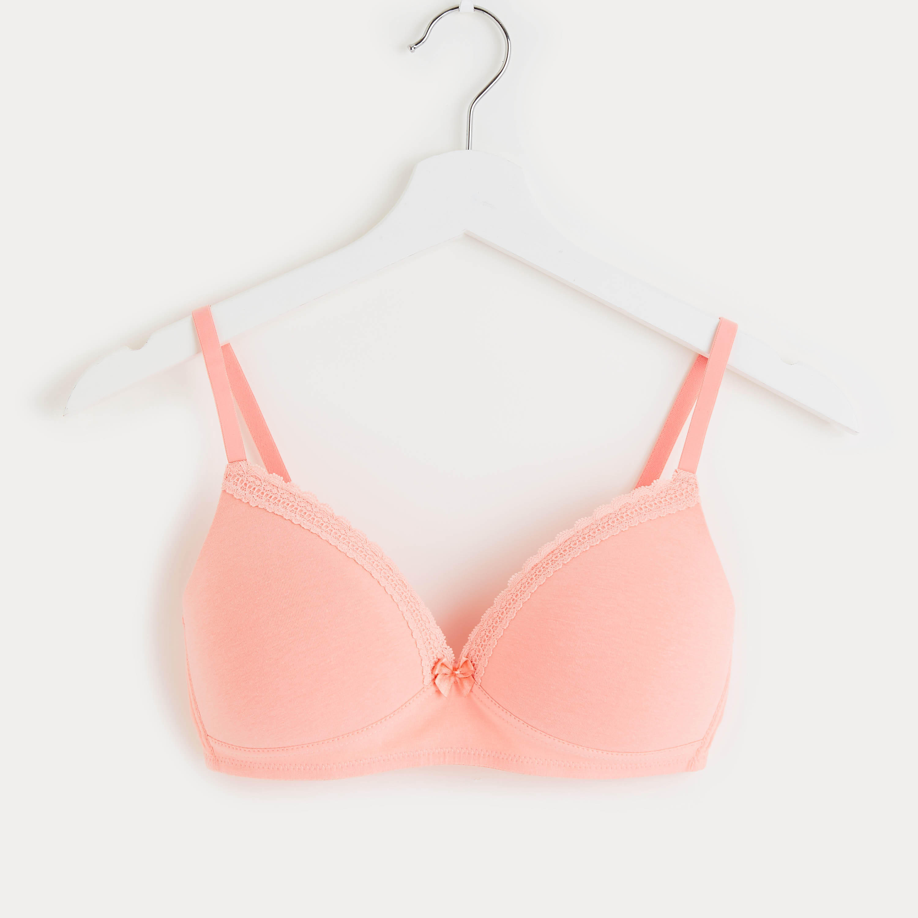 صدريّة تيشيرت مبطّنة متنوّعة بتفاصيل فيونكة - طقم من قطعتين-women-clothing-lingerie-bras-image-4