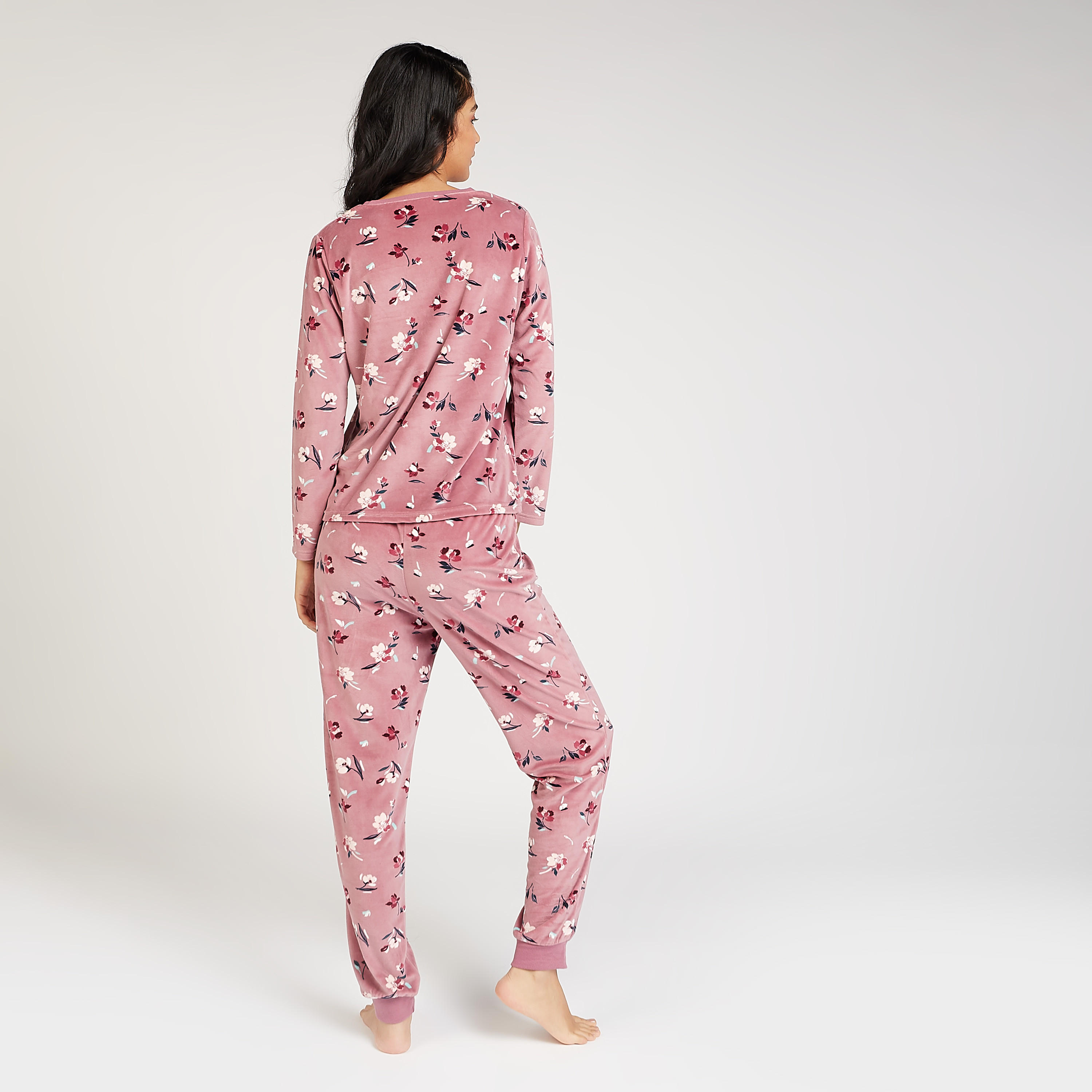 طقم مستدام بيجاما وتيشيرت بطبعات وأكمام طويلة-women-clothing-nightwear-pyjamas-longsets-image-3