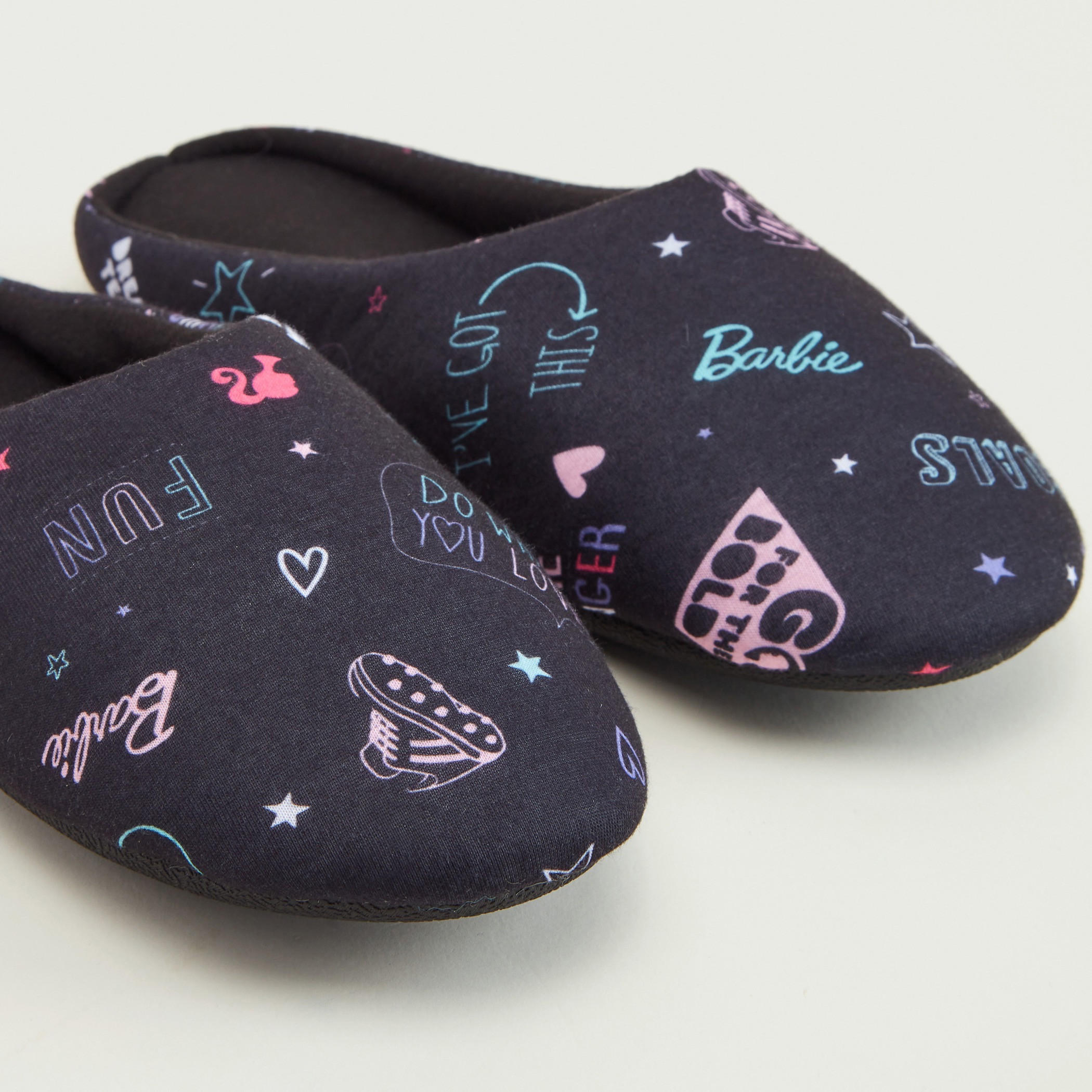 شبشب غرفة نوم سهل الارتداء بمقدّمة مغلقة وطبعات-women-clothing-nightwear-bedroomslippers-image-1