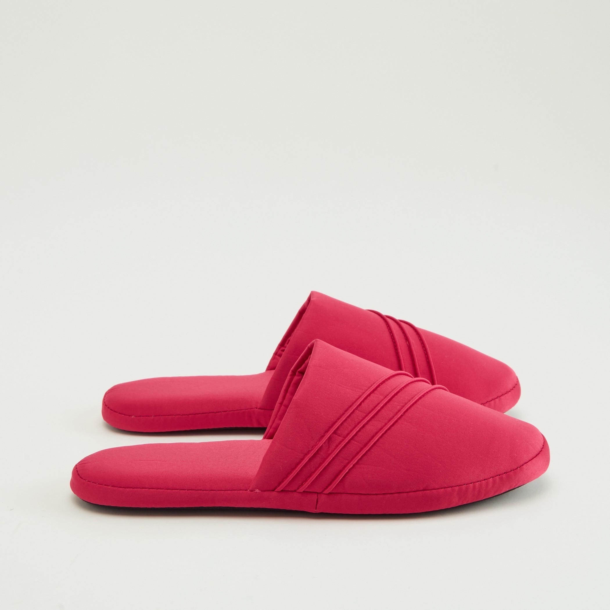 Solid Slip-On Closed Toe Bedroom Mules-women-clothing-nightwear-bedroomslippers-image-5