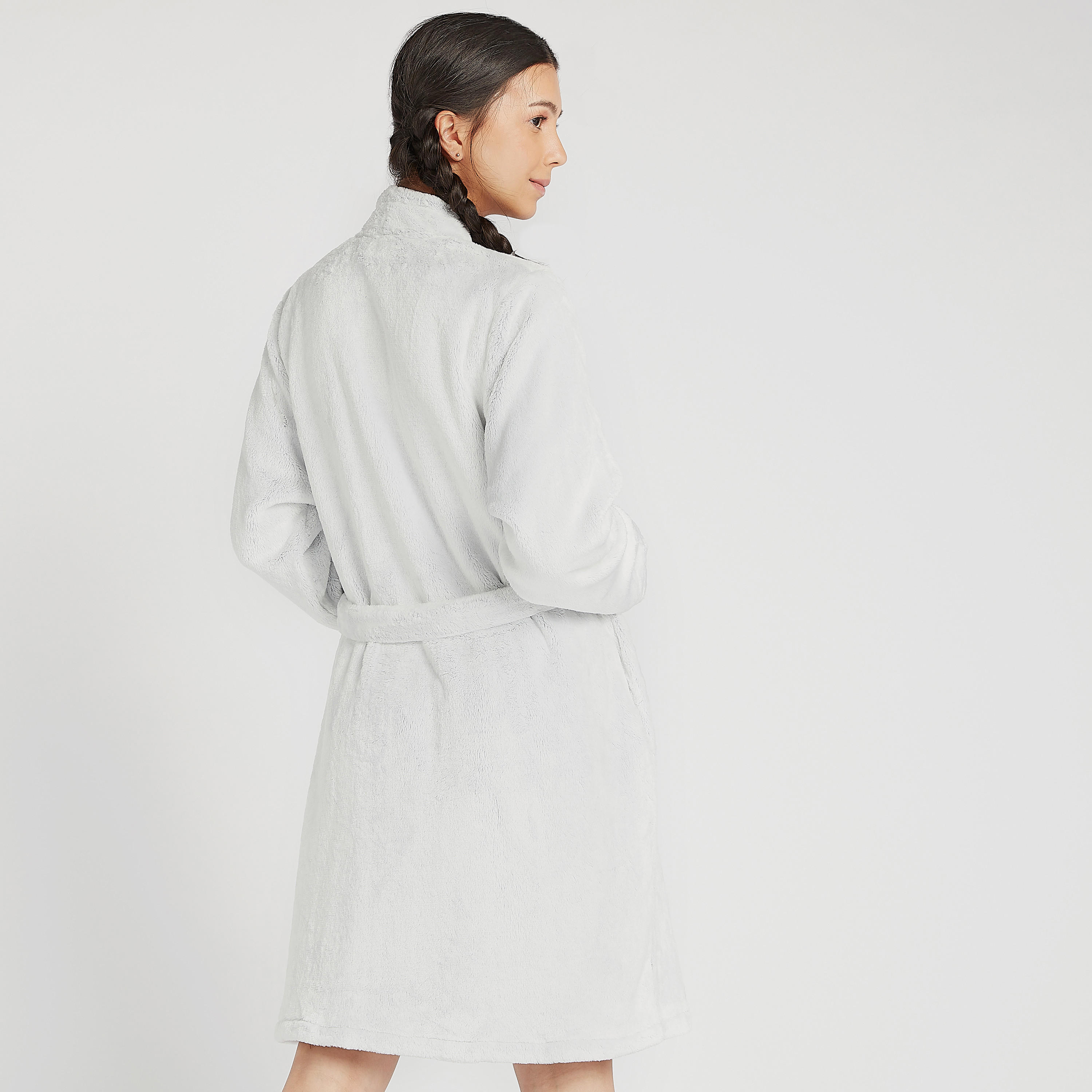 روب حمّام مستدام سادة بياقة منسدلة وأربطة-women-clothing-nightwear-robes-image-3