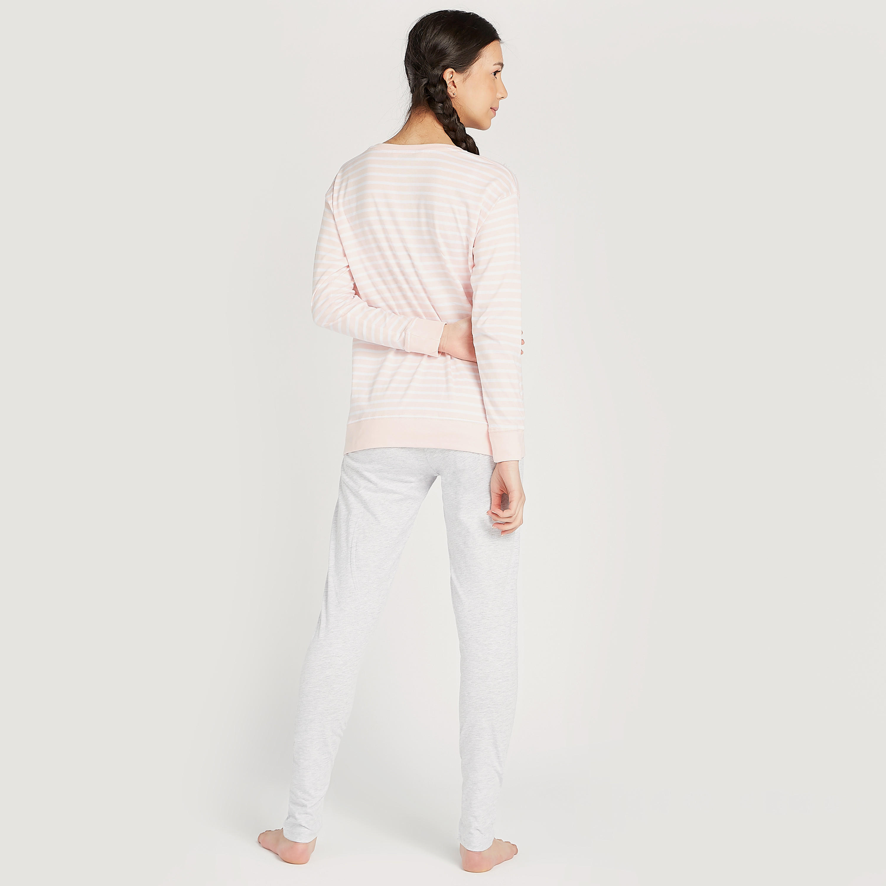 طقم مستدام من بنطلون بيجاما طويل وتيشيرت مخطّط-women-clothing-nightwear-pyjamas-longsets-image-2