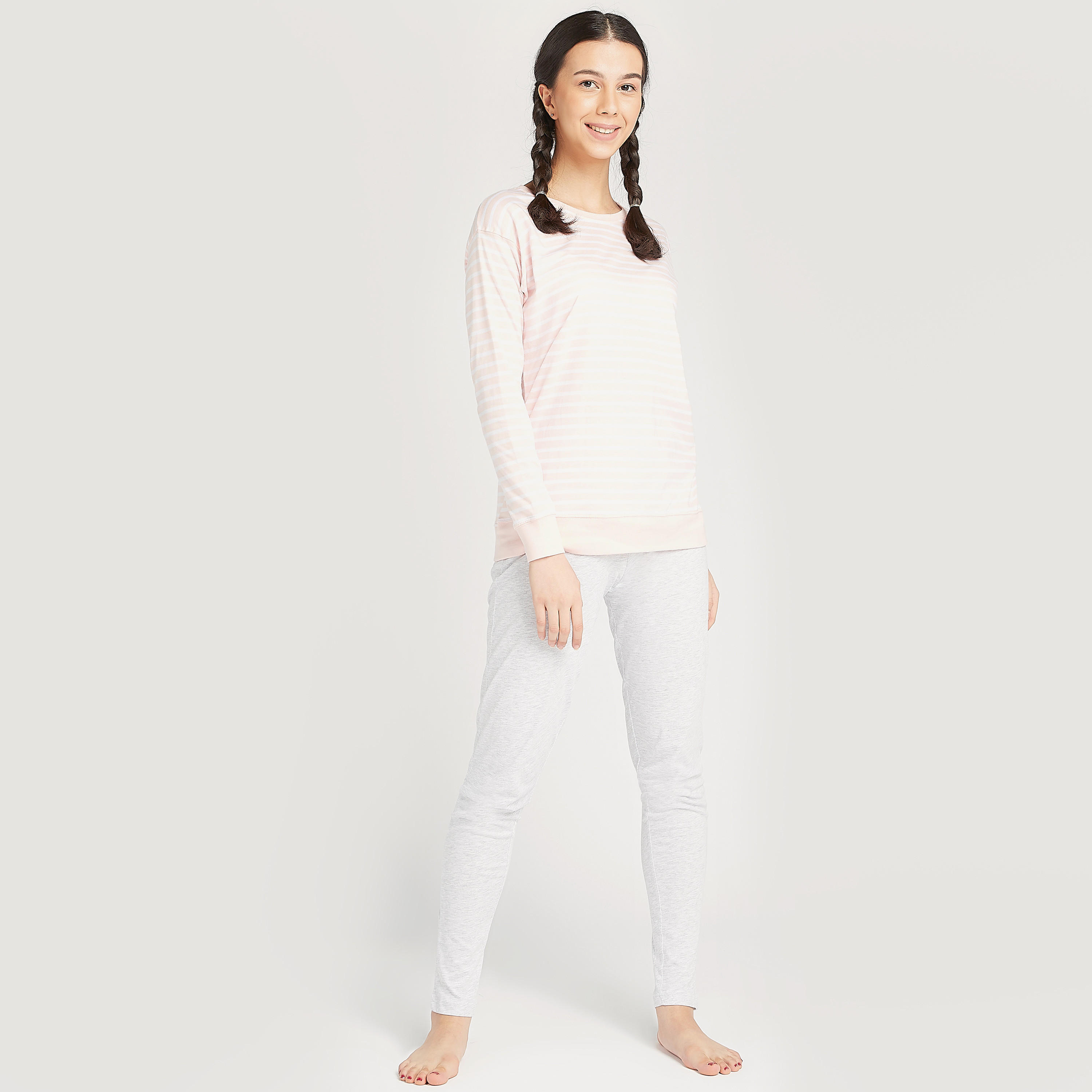 طقم مستدام من بنطلون بيجاما طويل وتيشيرت مخطّط-women-clothing-nightwear-pyjamas-longsets-image-5