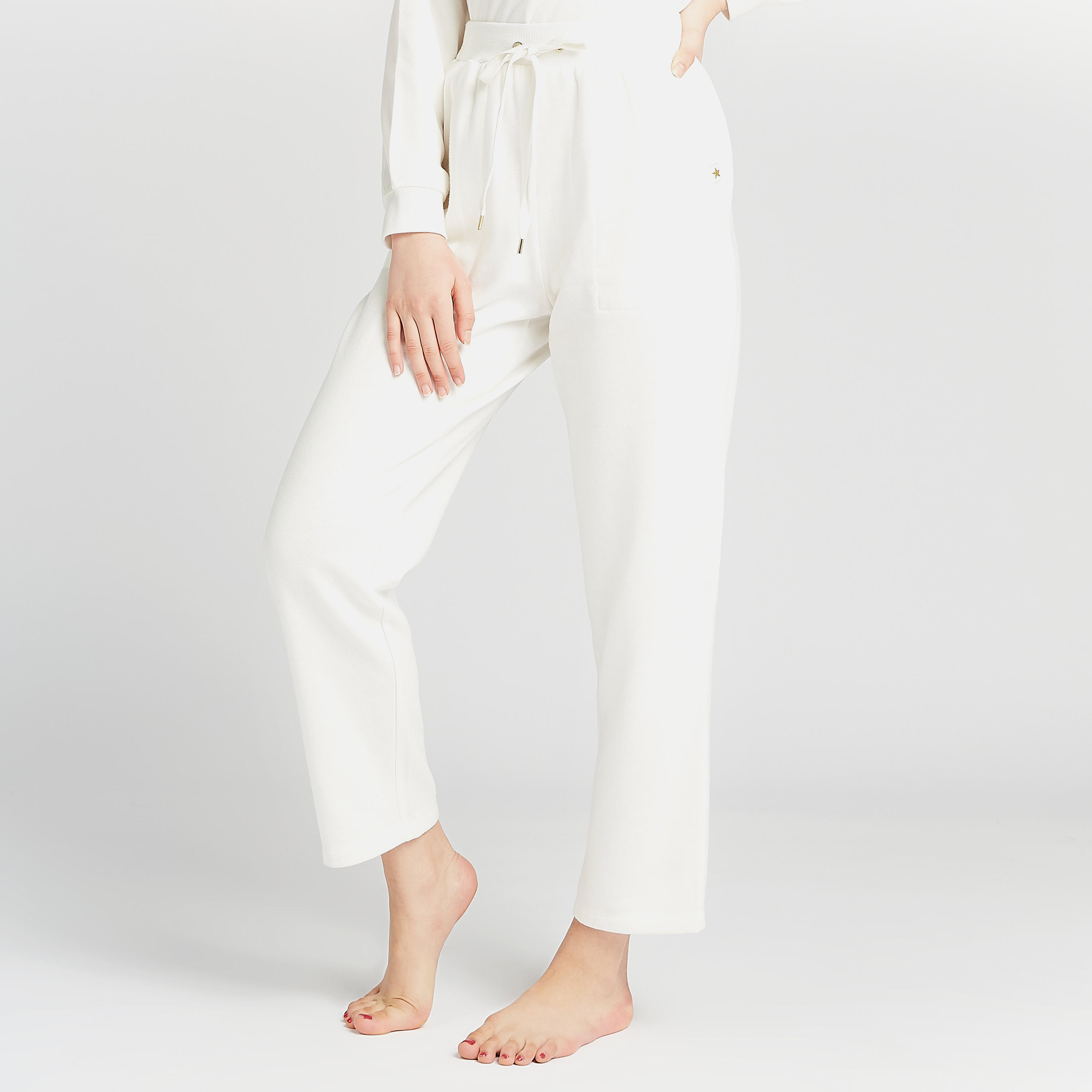 Solid Long Sleeves T-shirt and Pyjama Set-women-clothing-nightwear-pyjamas-longsets-image-4