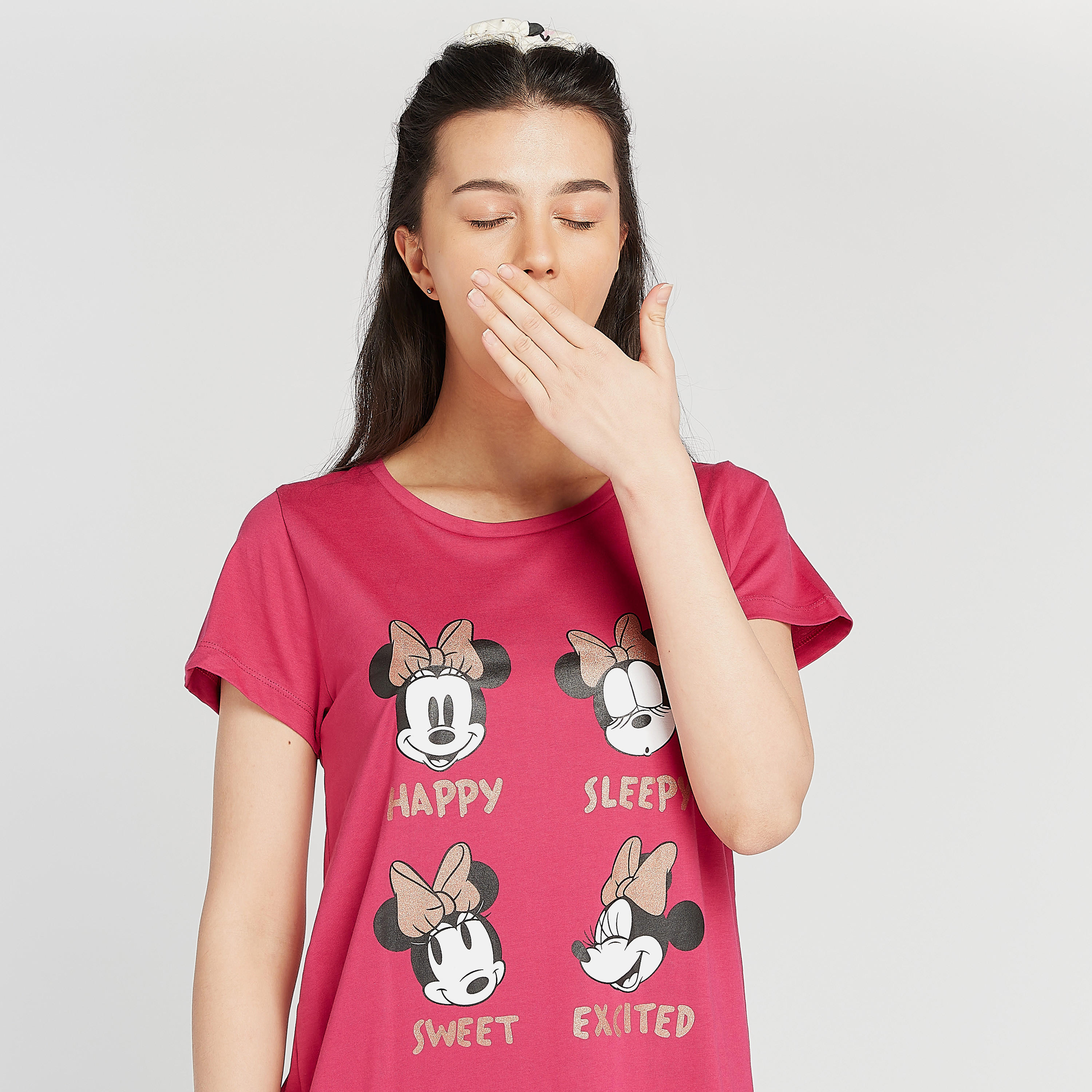 فستان نوم مستدام بياقة مستديرة وطبعات - طقم من قطعتين-women-clothing-nightwear-nighties-image-3
