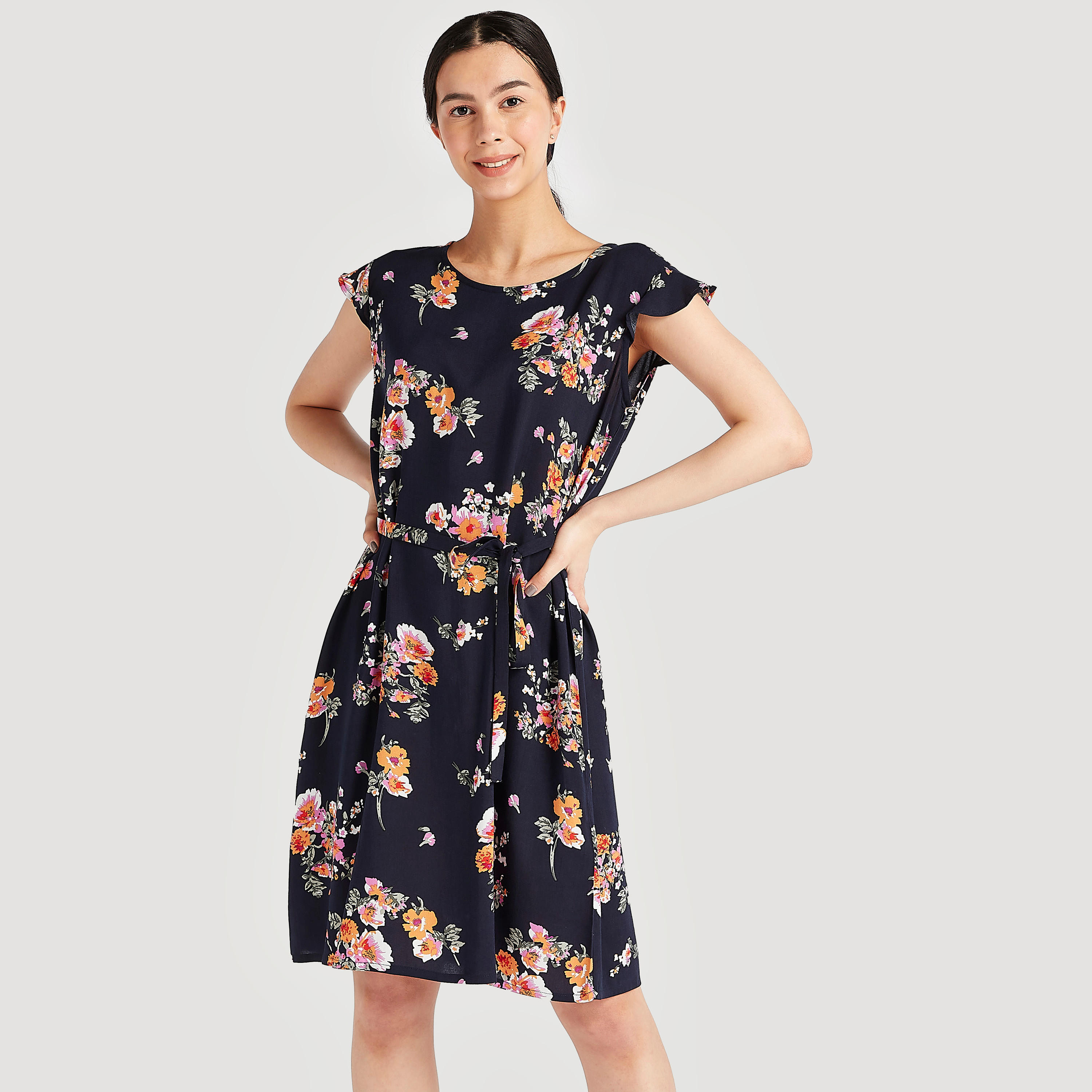 قميص نوم بحزام وياقة مستديرة - طقم من قطعتين متنوعتين-women-clothing-nightwear-nighties-image-2