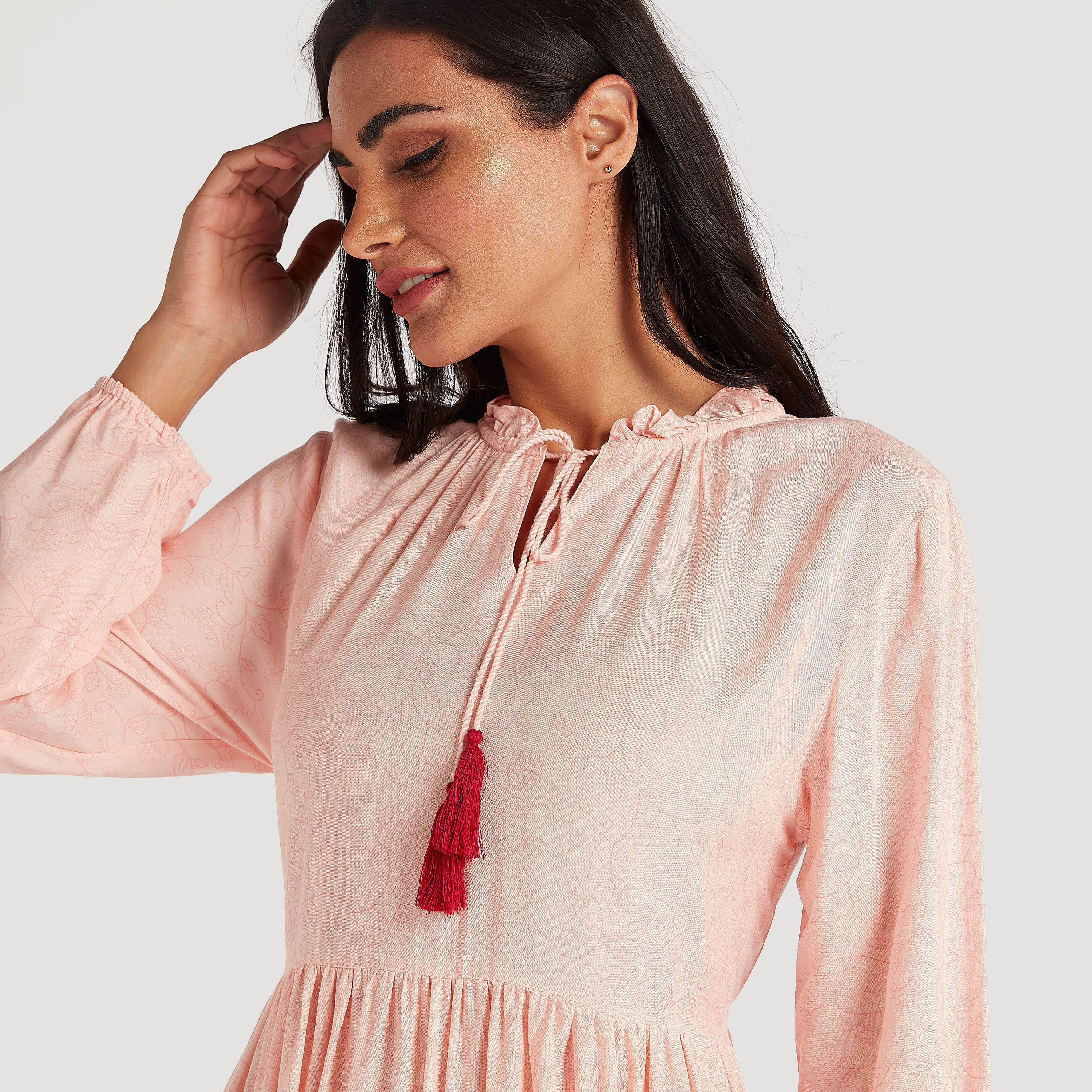 قميص نوم بطبعات وأكمام طويلة وربطة عنق-women-clothing-nightwear-nighties-image-4