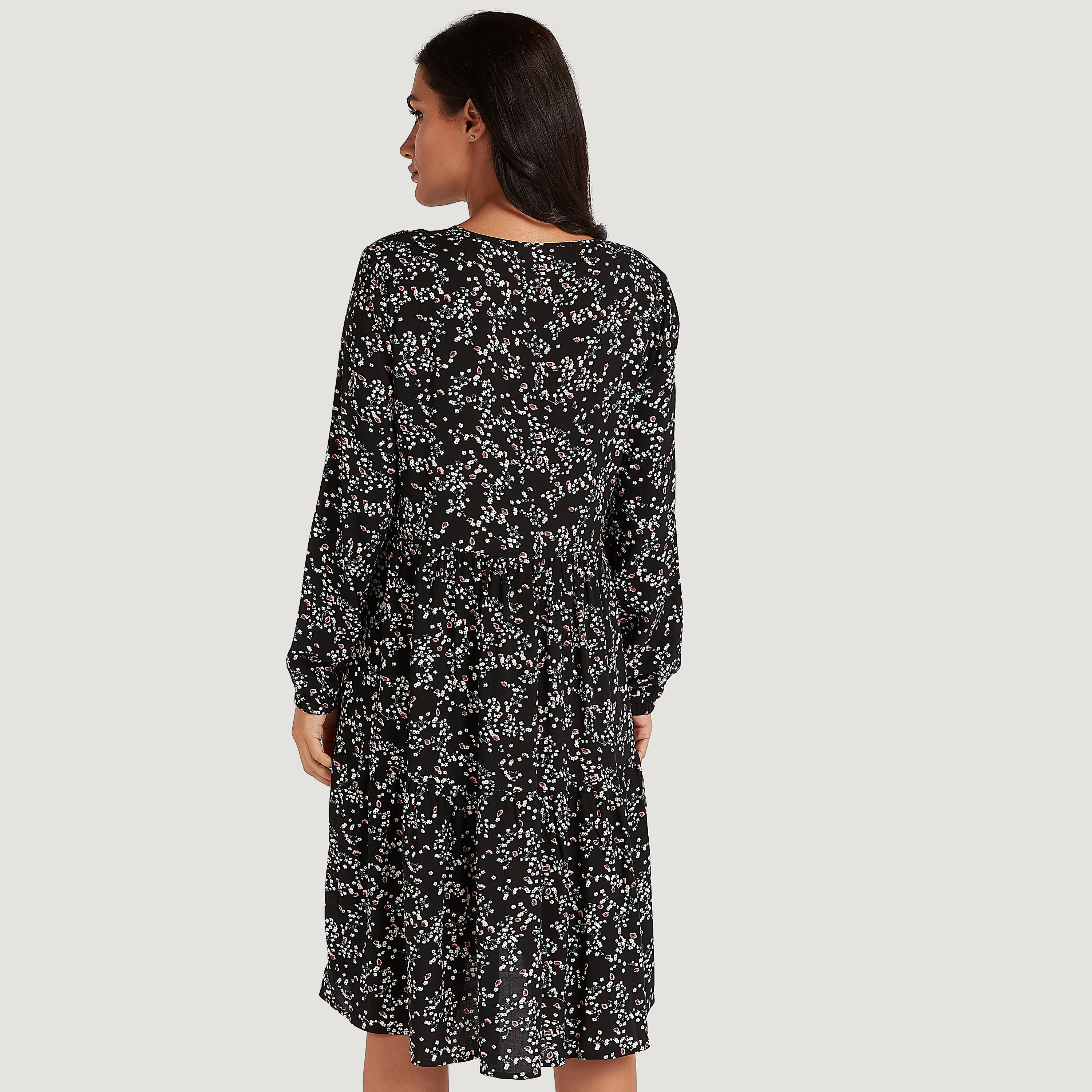 قميص نوم بطبعات أزهار وأكمام طويلة وربطة عنق-women-clothing-nightwear-nighties-image-4