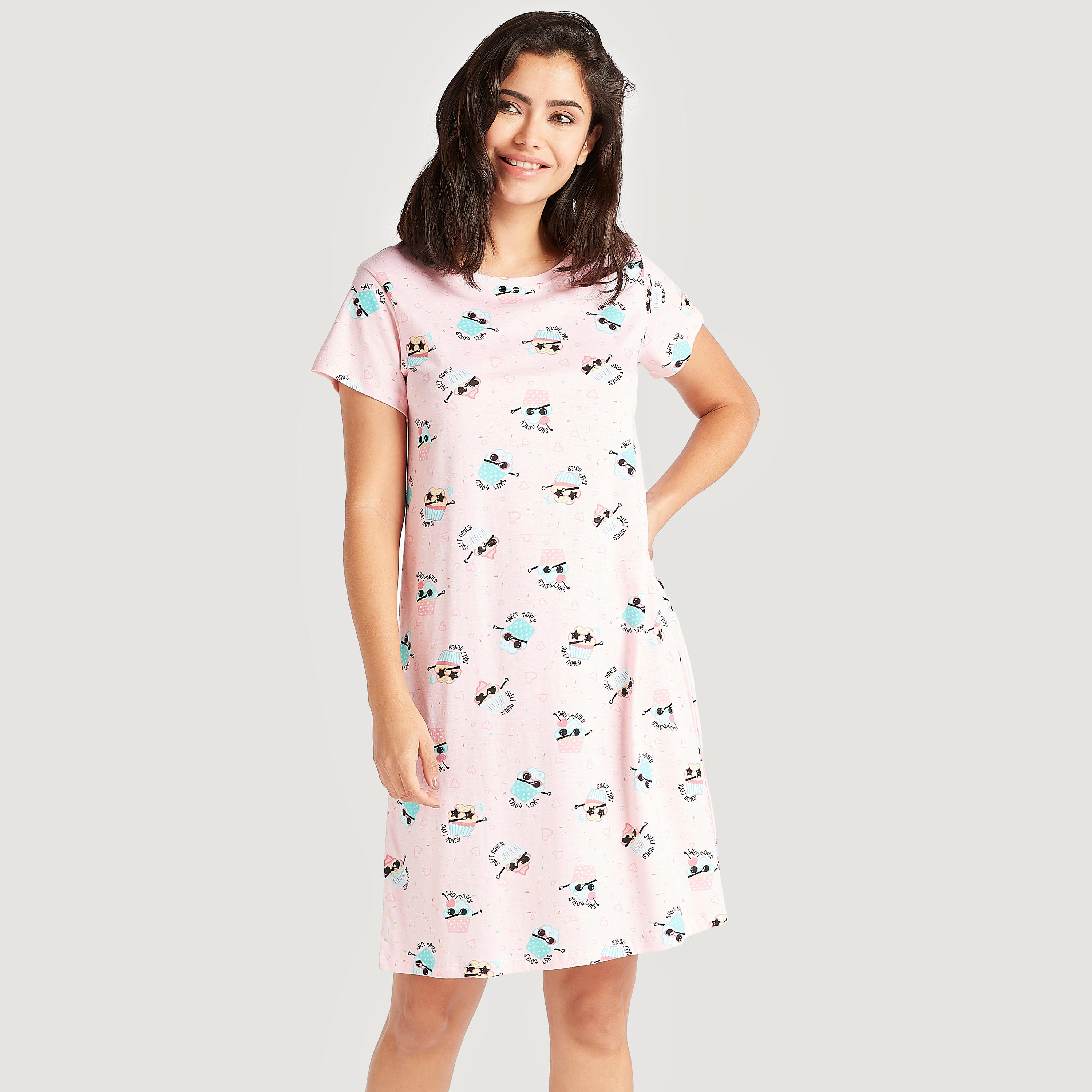 طقم فساتين نوم بأكمام قصيرة وطبعات - قطعتين-women-clothing-nightwear-nighties-image-5