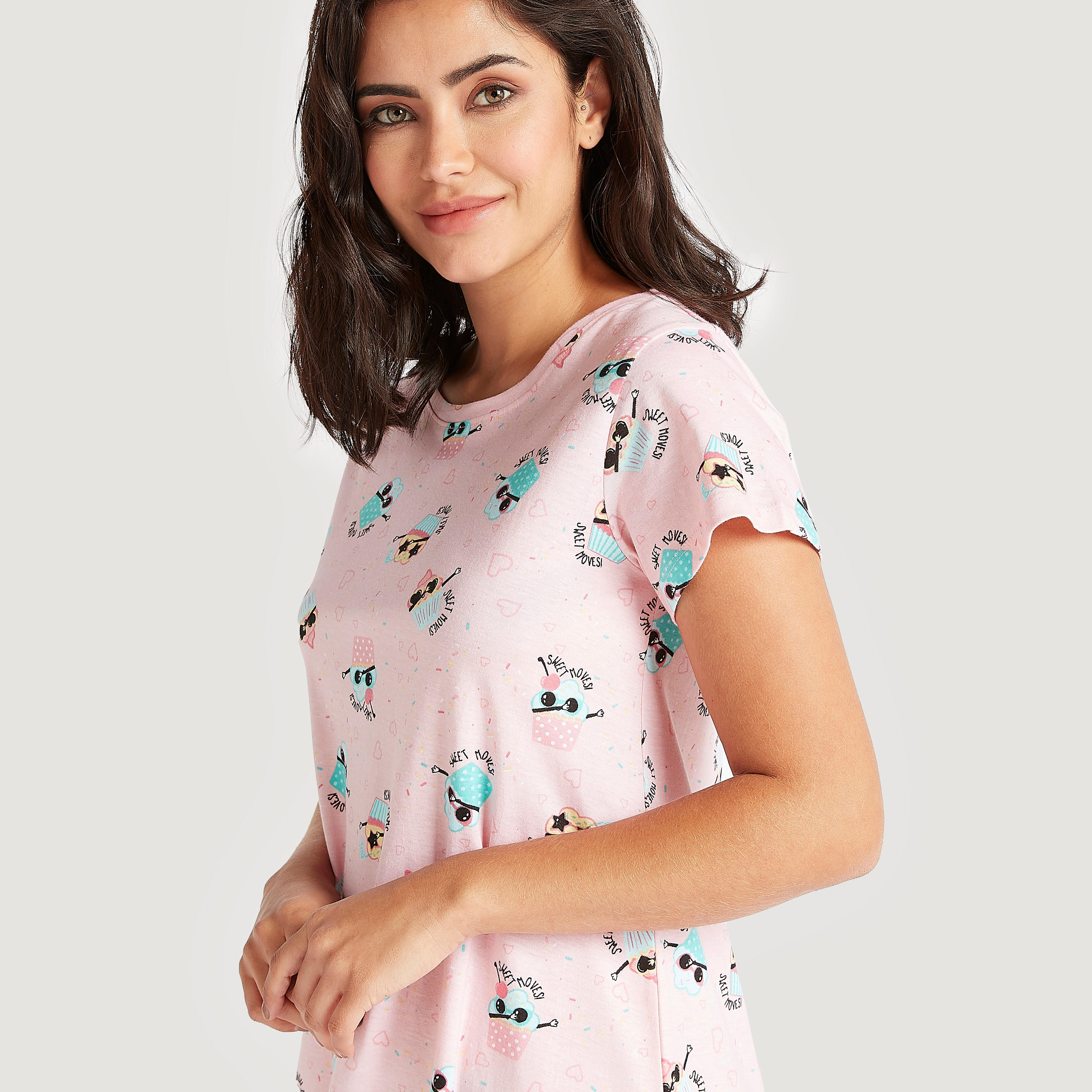 طقم فساتين نوم بأكمام قصيرة وطبعات - قطعتين-women-clothing-nightwear-nighties-image-6