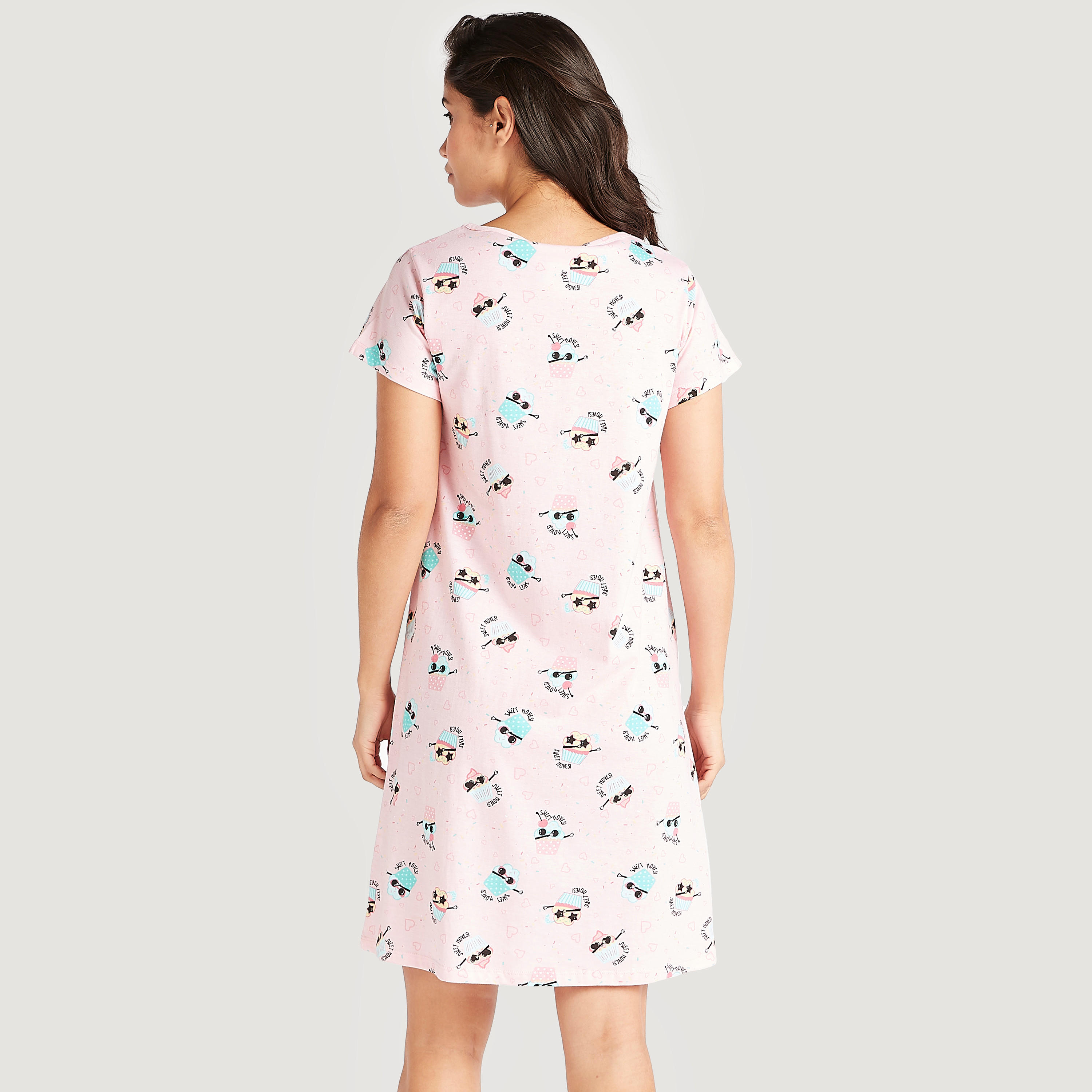 طقم فساتين نوم بأكمام قصيرة وطبعات - قطعتين-women-clothing-nightwear-nighties-image-7