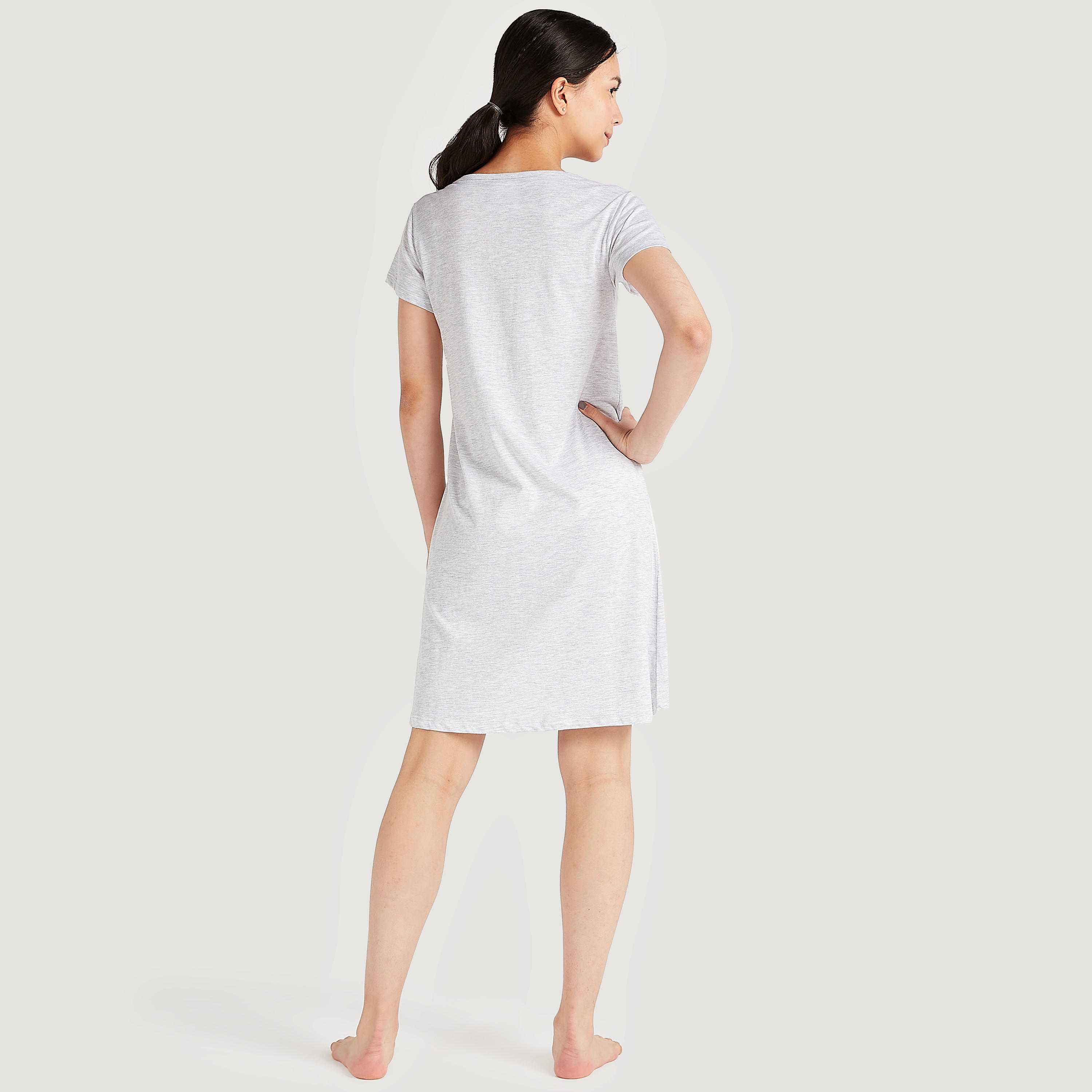 طقم فساتين نوم بطبعات باندا وأكمام قصيرة - قطعتين-women-clothing-nightwear-nighties-image-4