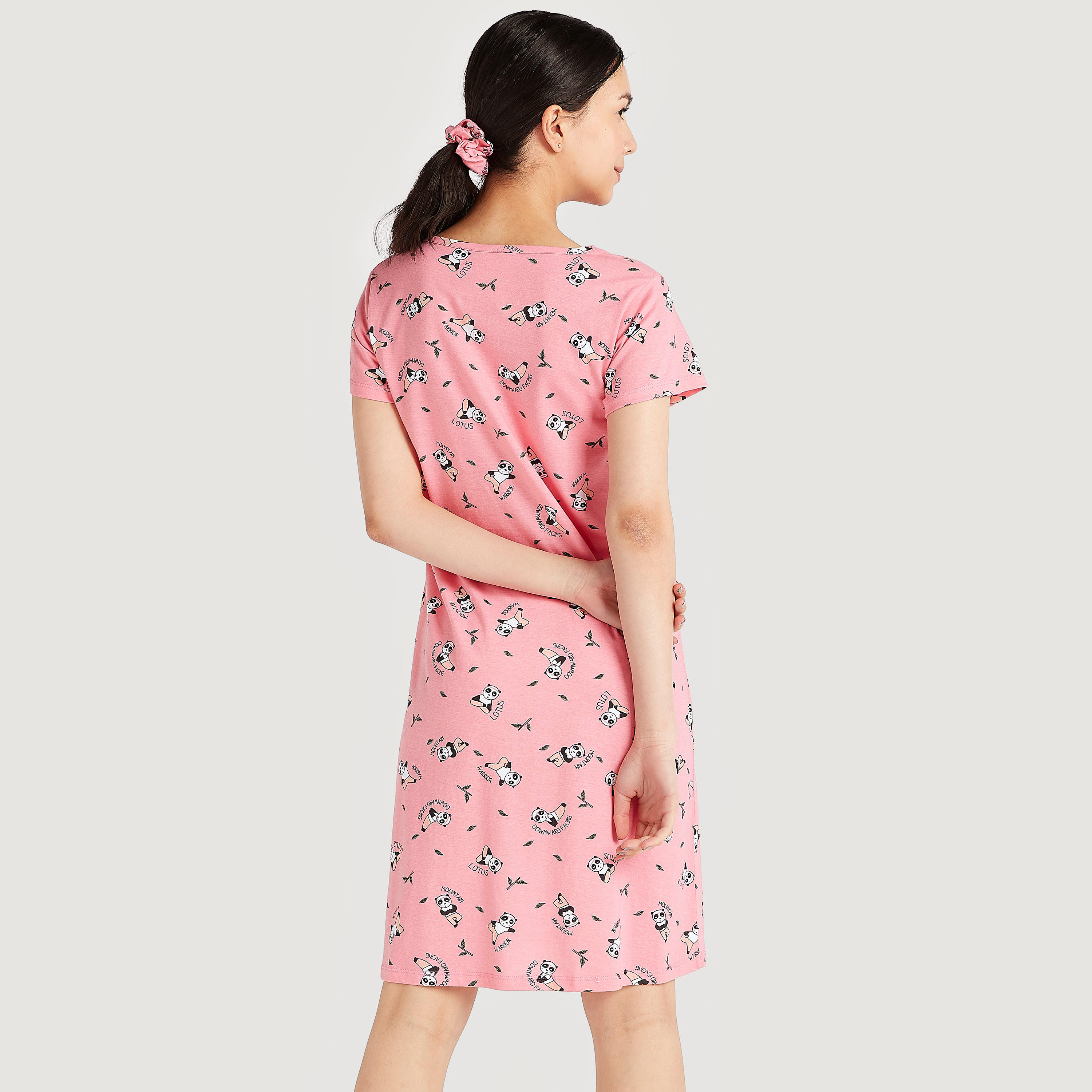 طقم فساتين نوم بطبعات باندا وأكمام قصيرة - قطعتين-women-clothing-nightwear-nighties-image-7