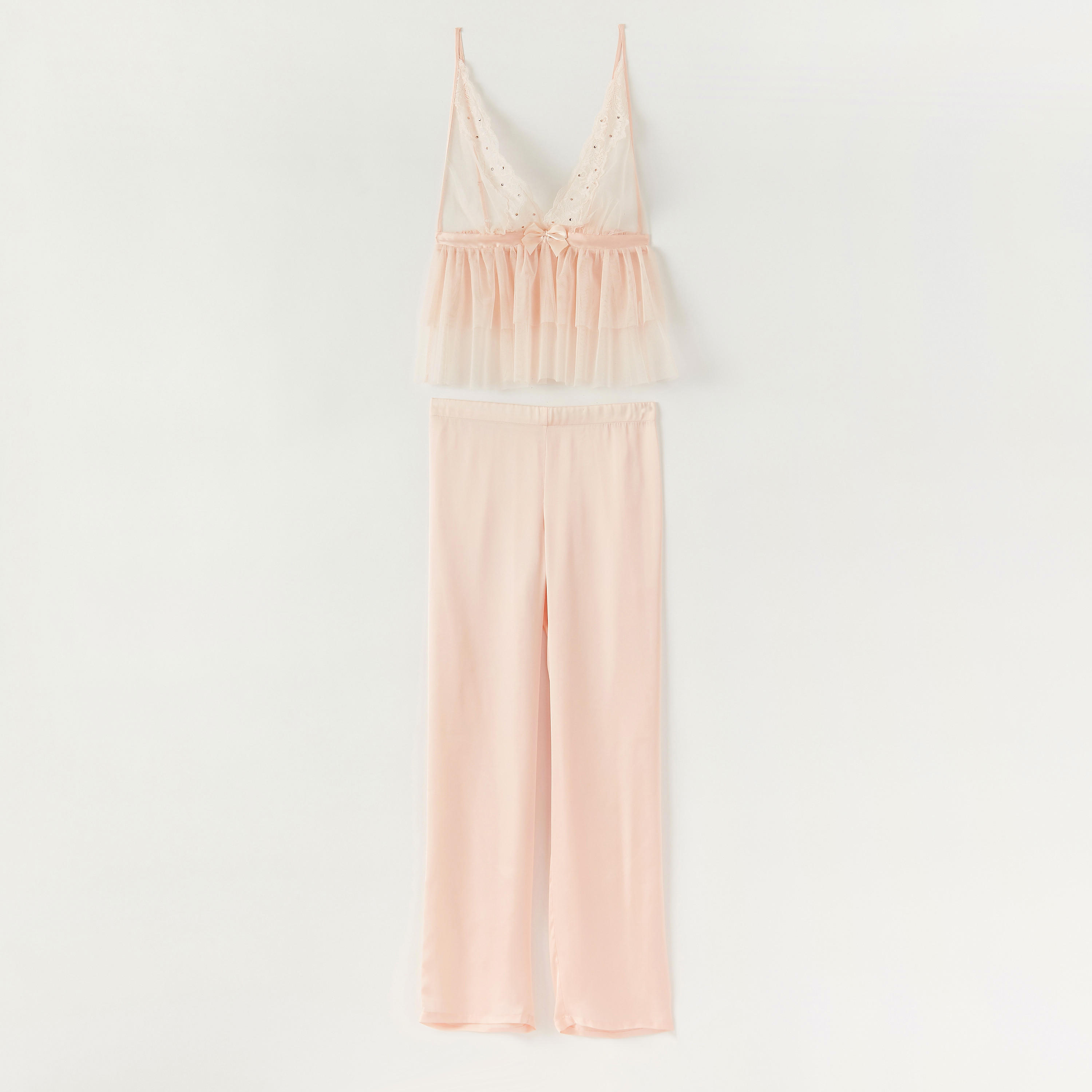 طقم بنطلون بيجاما طويل وبلوزة دانتيل مزيّنة بياقة v-women-clothing-nightwear-pyjamas-longsets-image-1