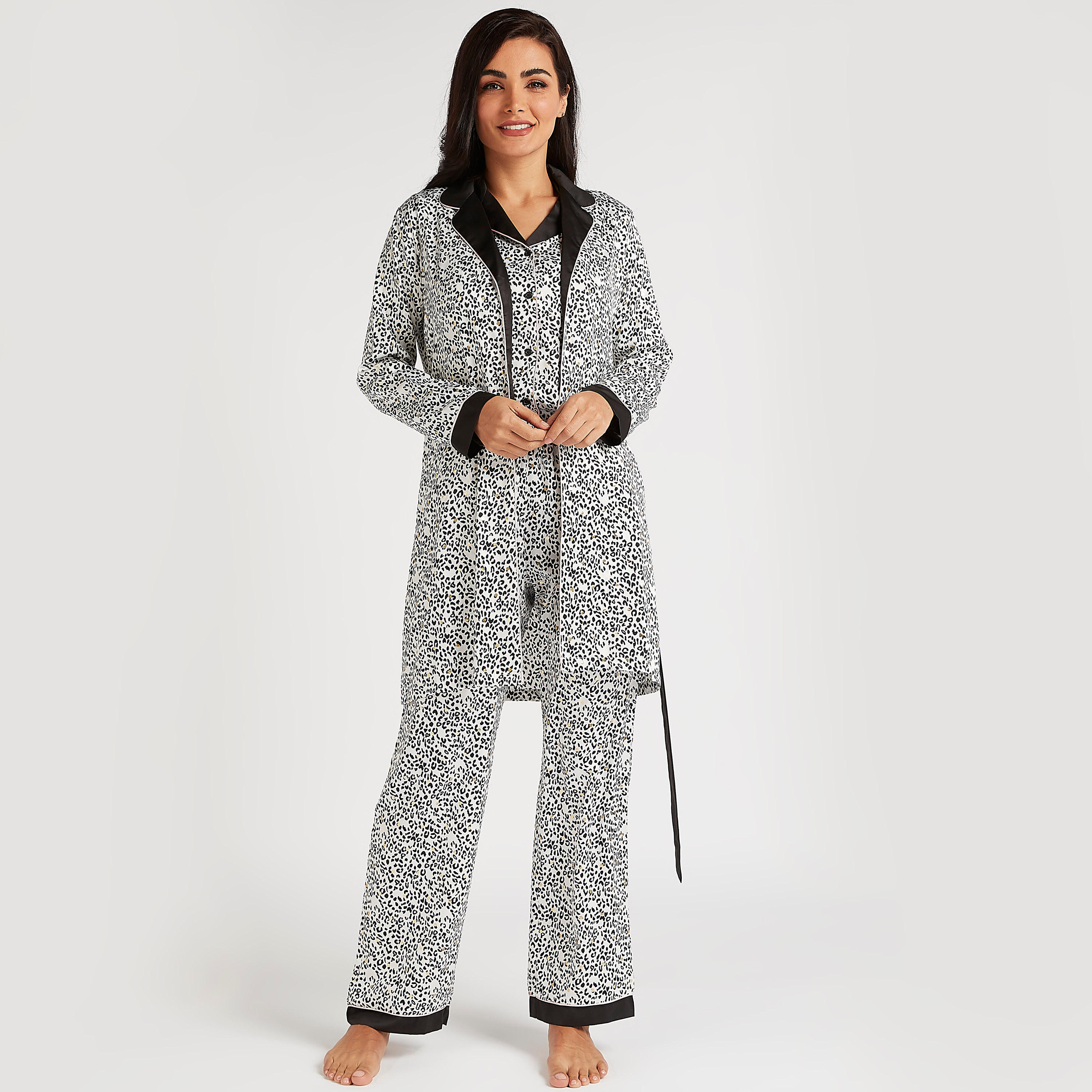 ثوب بطول الفخذ بحزام وطبعات حيوانات-women-clothing-nightwear-robes-image-3