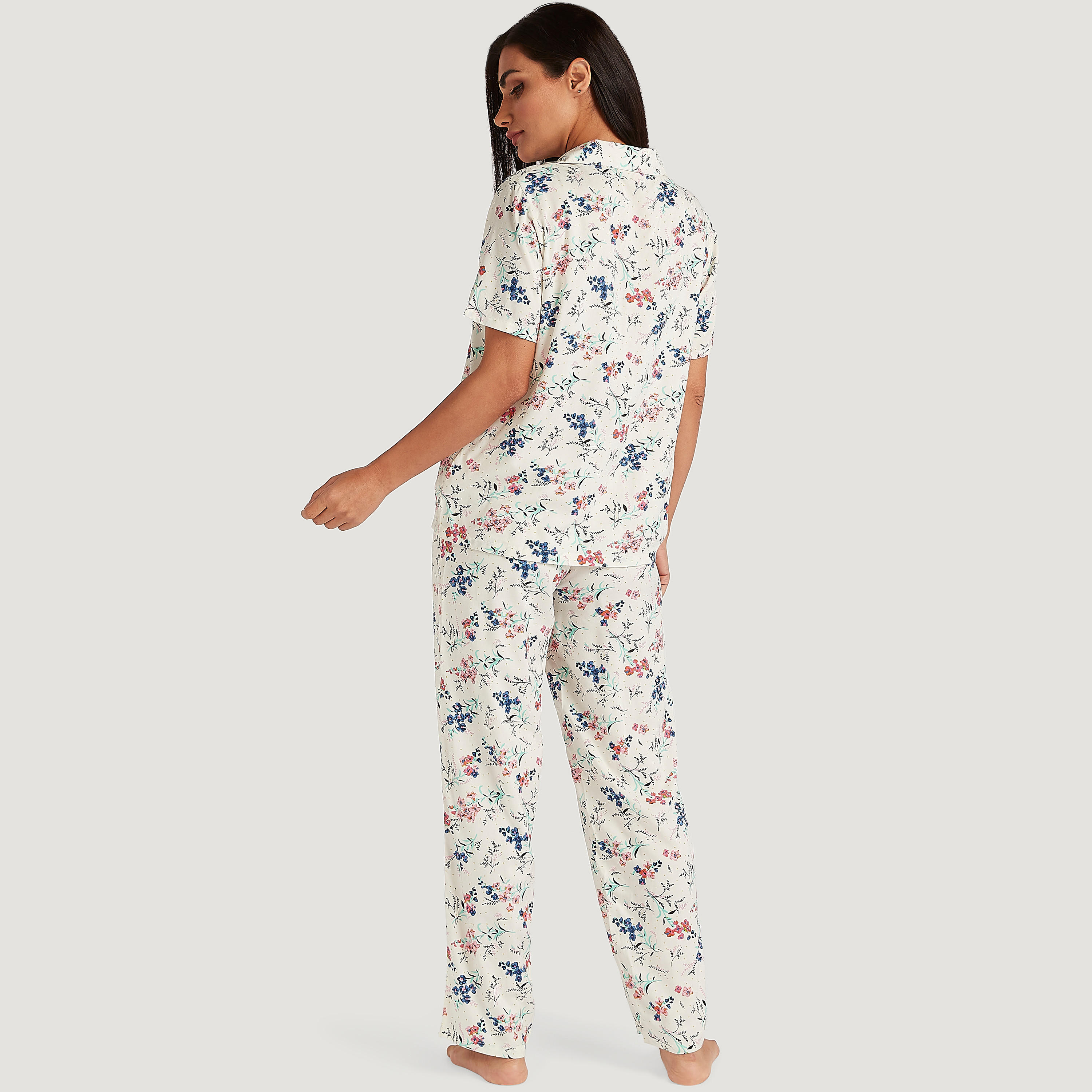 طقم من بنطلون بيجاما وقميص بطبعات زهرية مع قناع للعين-women-clothing-nightwear-pyjamas-longsets-image-3