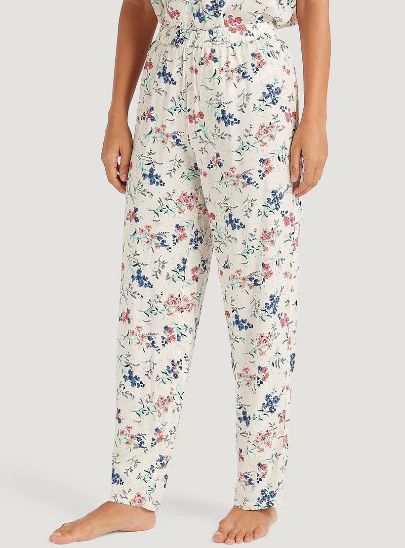 طقم من بنطلون بيجاما وقميص بطبعات زهرية مع قناع للعين-women-clothing-nightwear-pyjamas-longsets-image-6