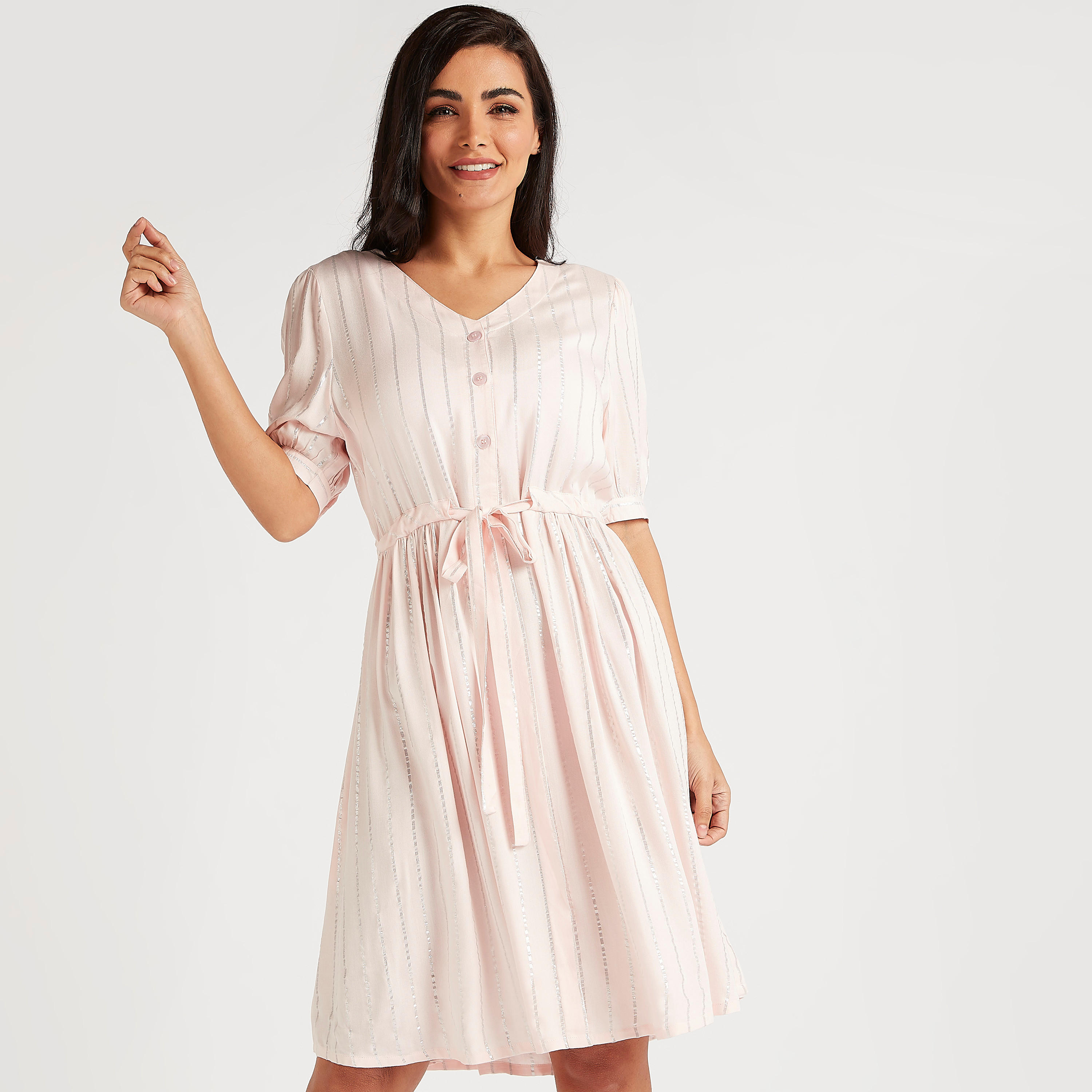 قميص نوم مقلّم برباط خصر وأكمام قصيرة-women-clothing-nightwear-nighties-image-1