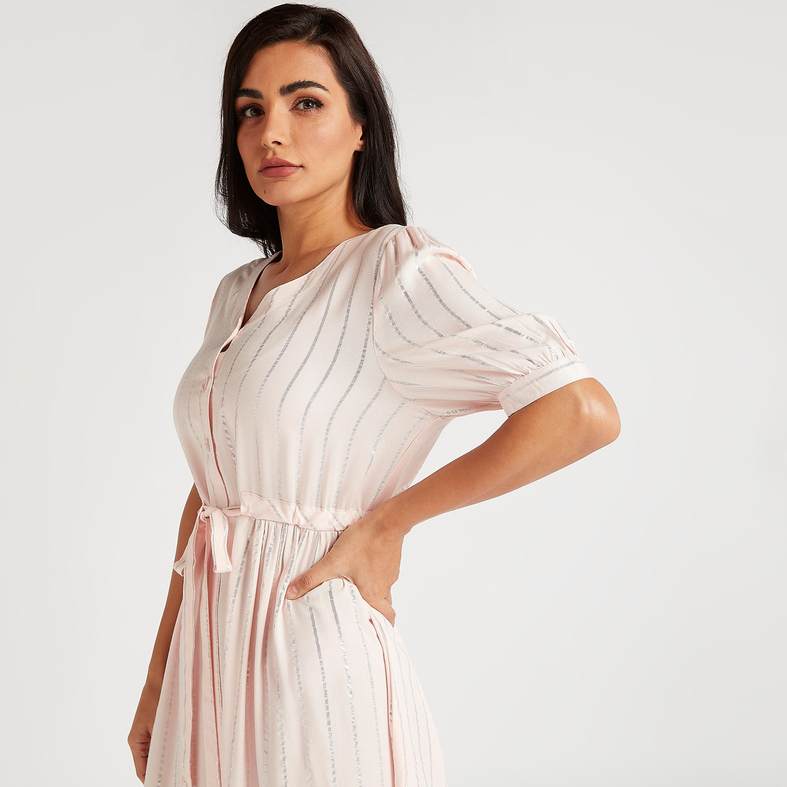 قميص نوم مقلّم برباط خصر وأكمام قصيرة-women-clothing-nightwear-nighties-image-5